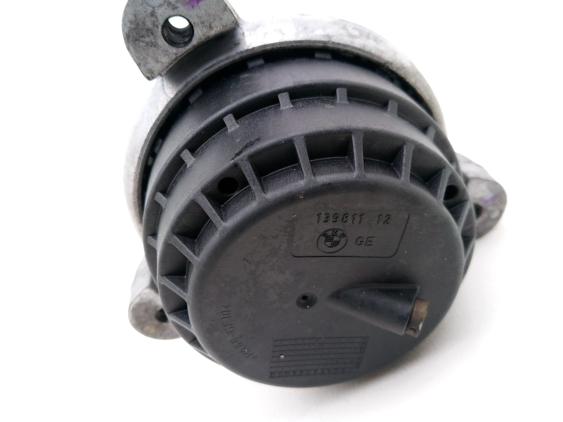 Engine Mounting Bracket Front 4