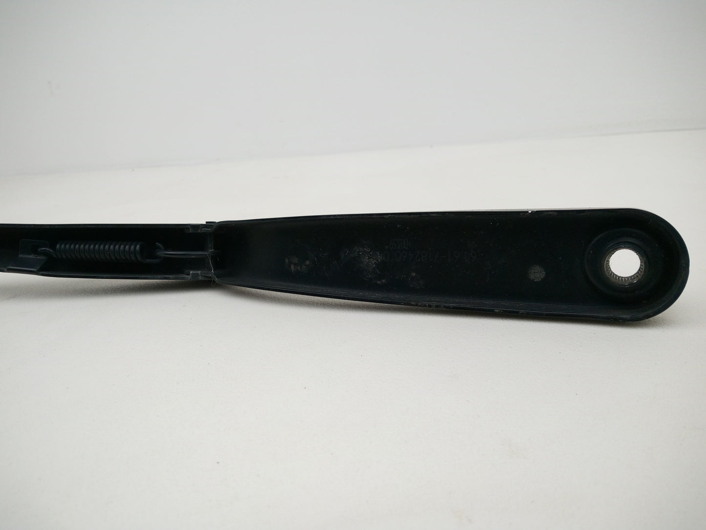 Wiper Front Arm RH 4