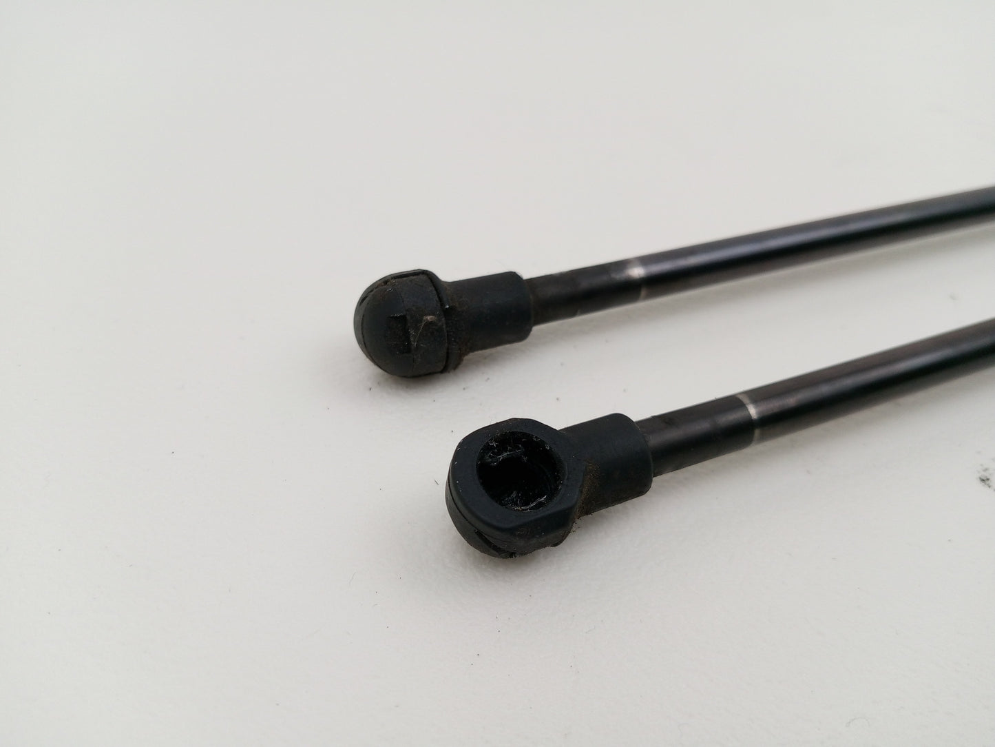 Tailgate Support Strut 4