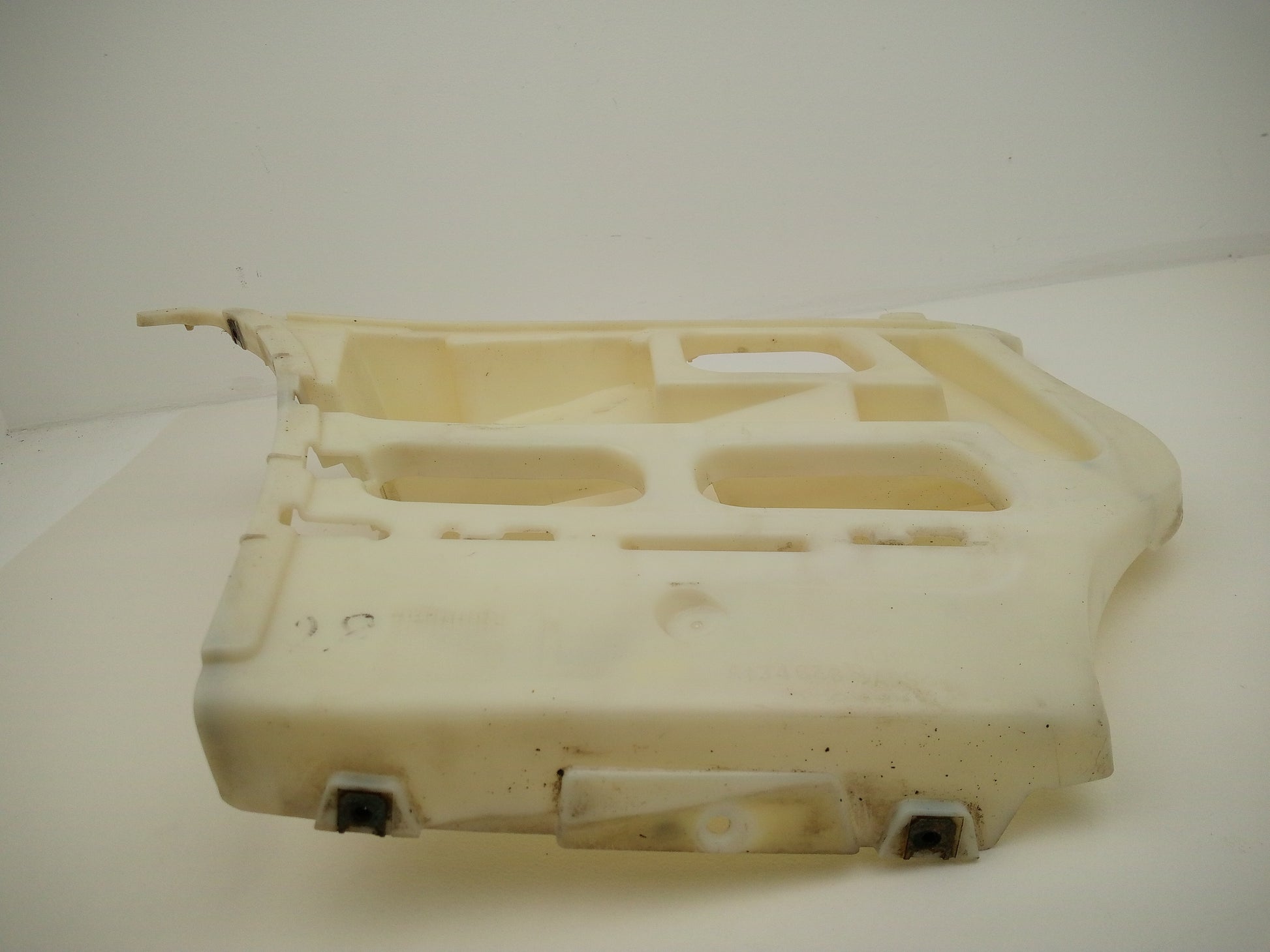 Bumper Rear Bracket LH 10