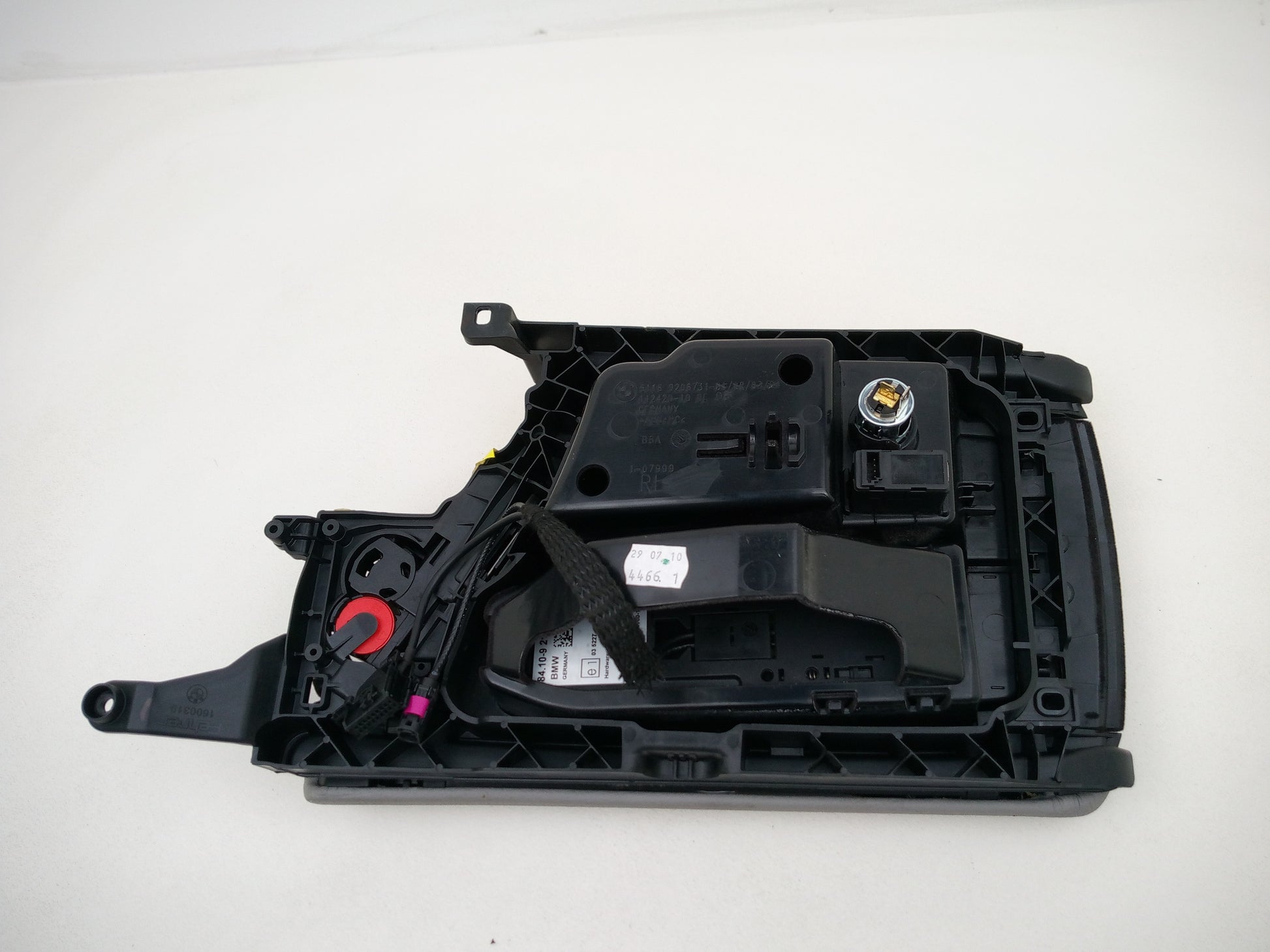 Centre Console Armrest 4
