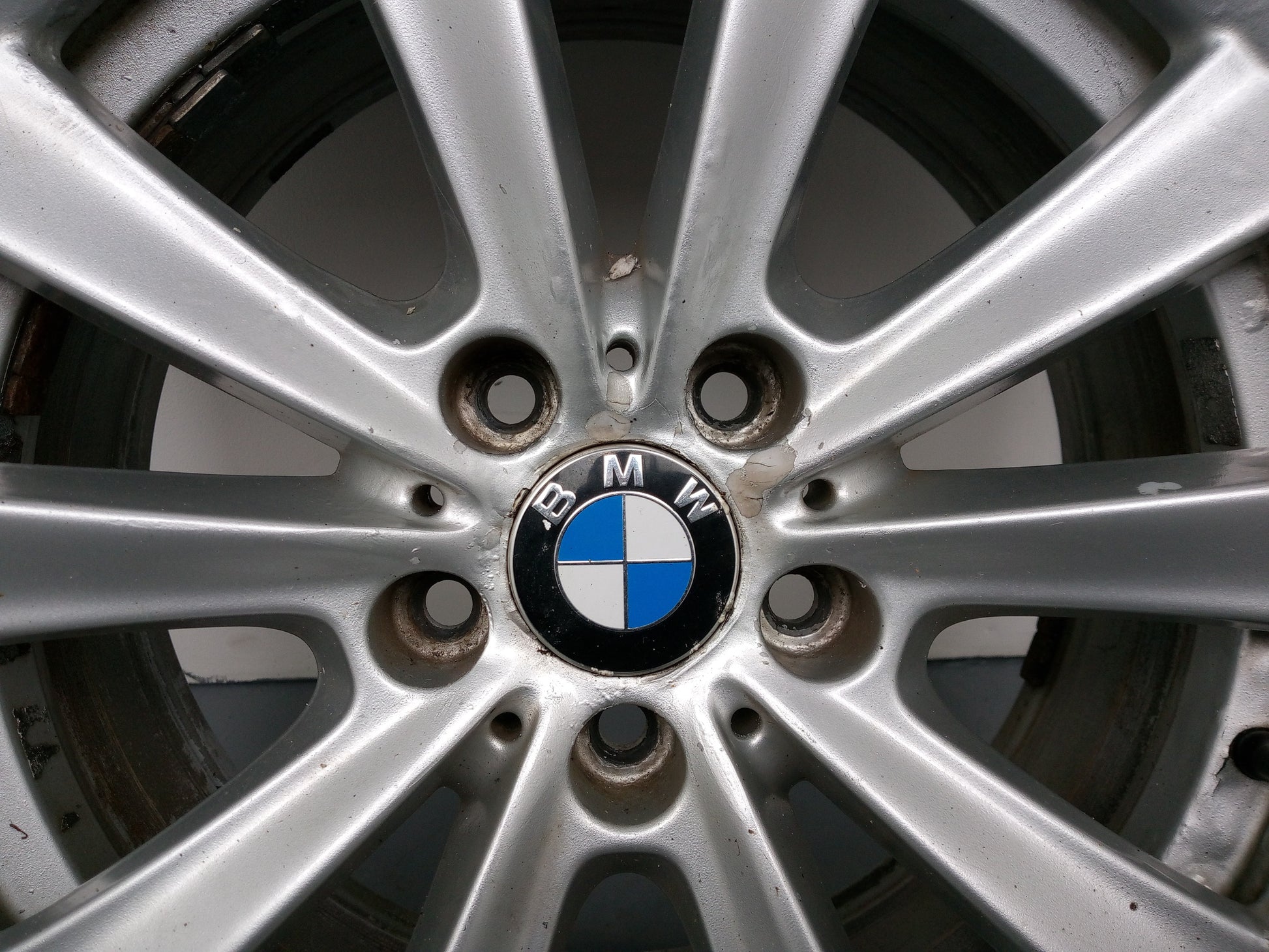Wheel Road Alloy 17