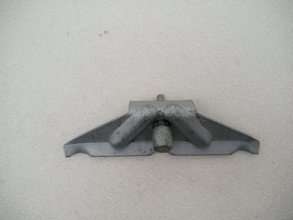 Exterior bracket 4