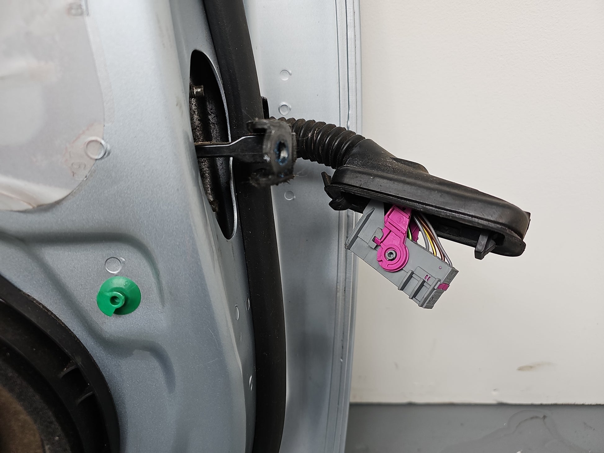 Door Rear LH 10