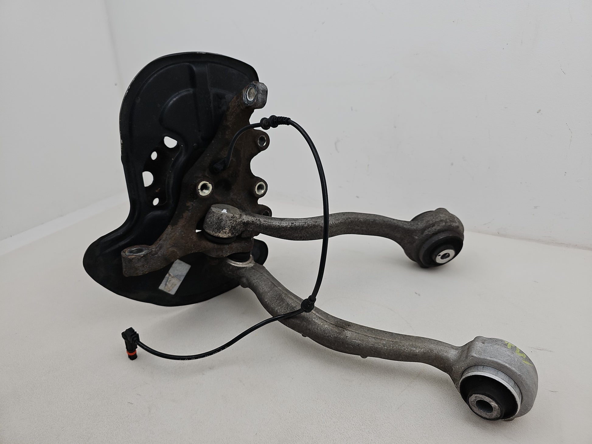 Wheel Hub Front RH 4