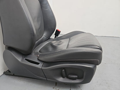2015 Jaguar Xe Portfolio D Auto Seat Front Rh - photo 4