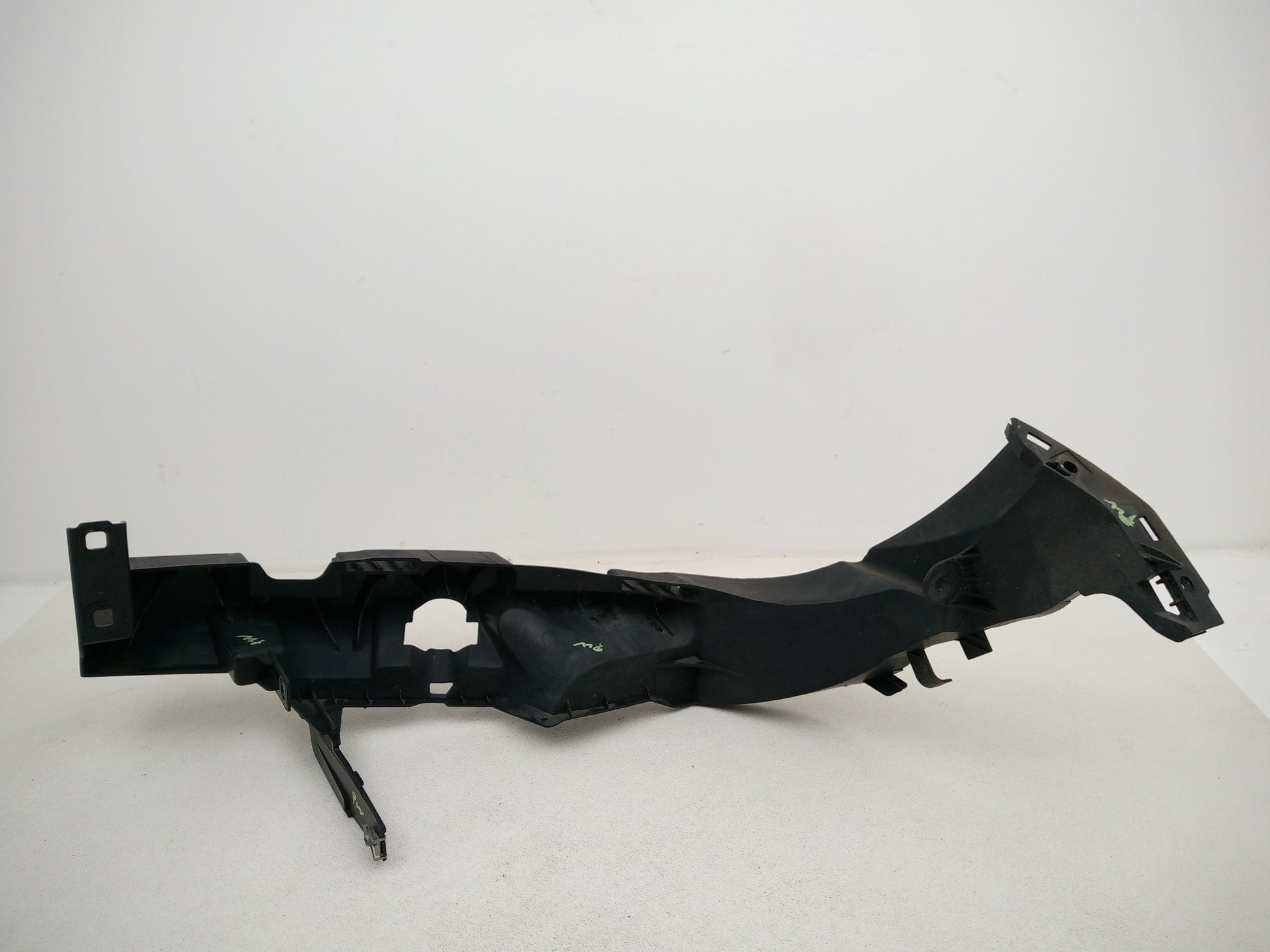 Headlamp Panel Support Bracket RH 4