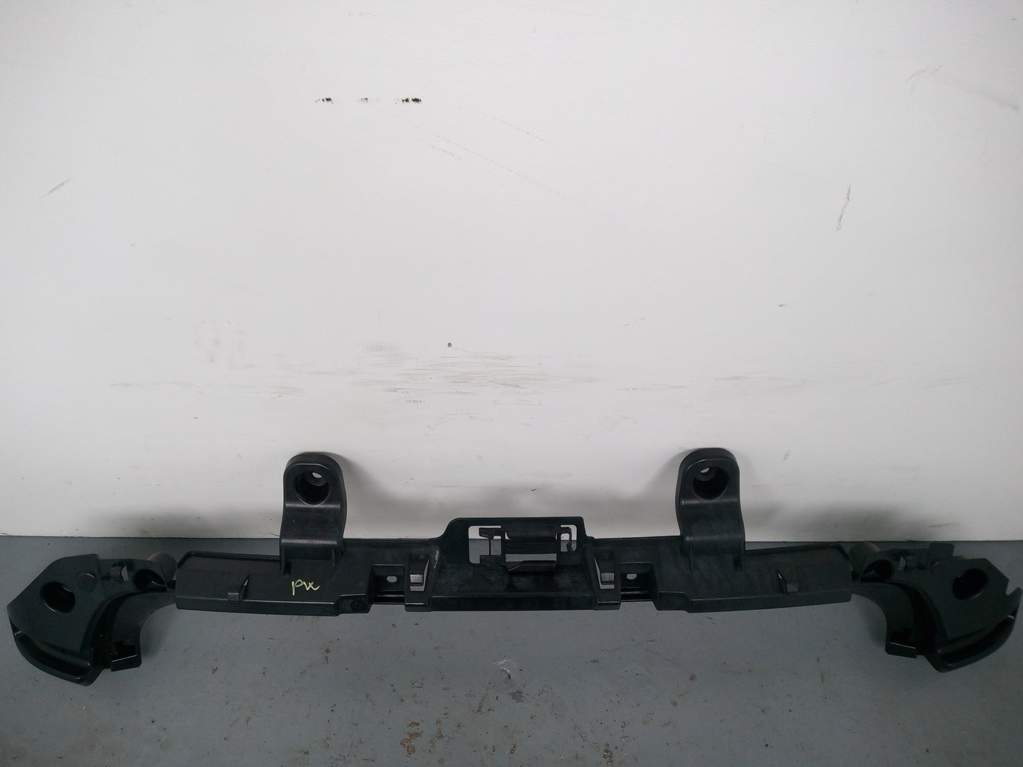 Exterior bracket 4