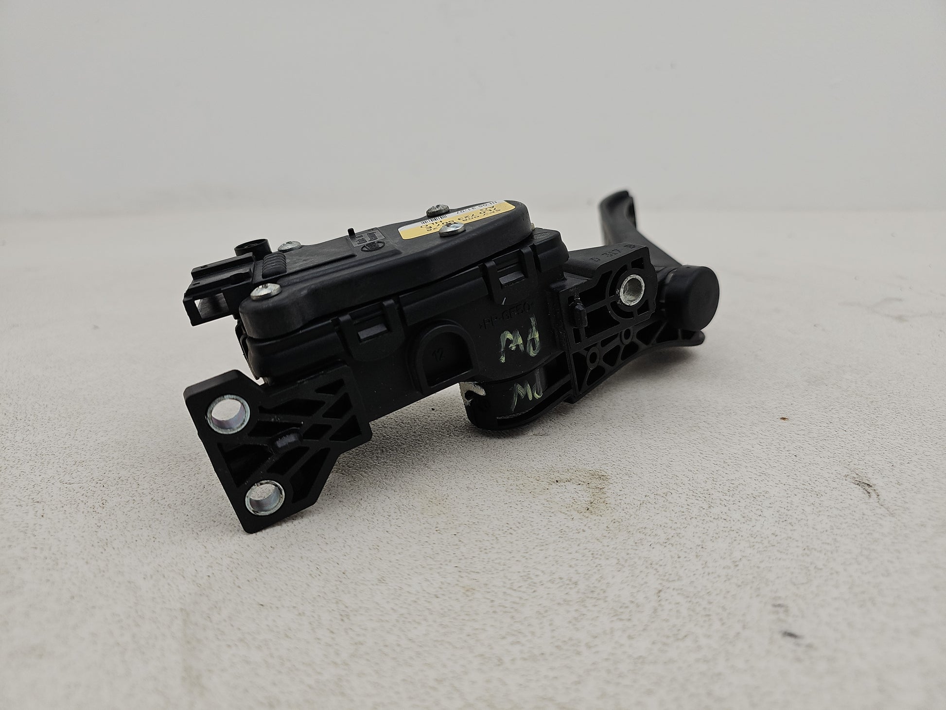 Pedal Throttle 4