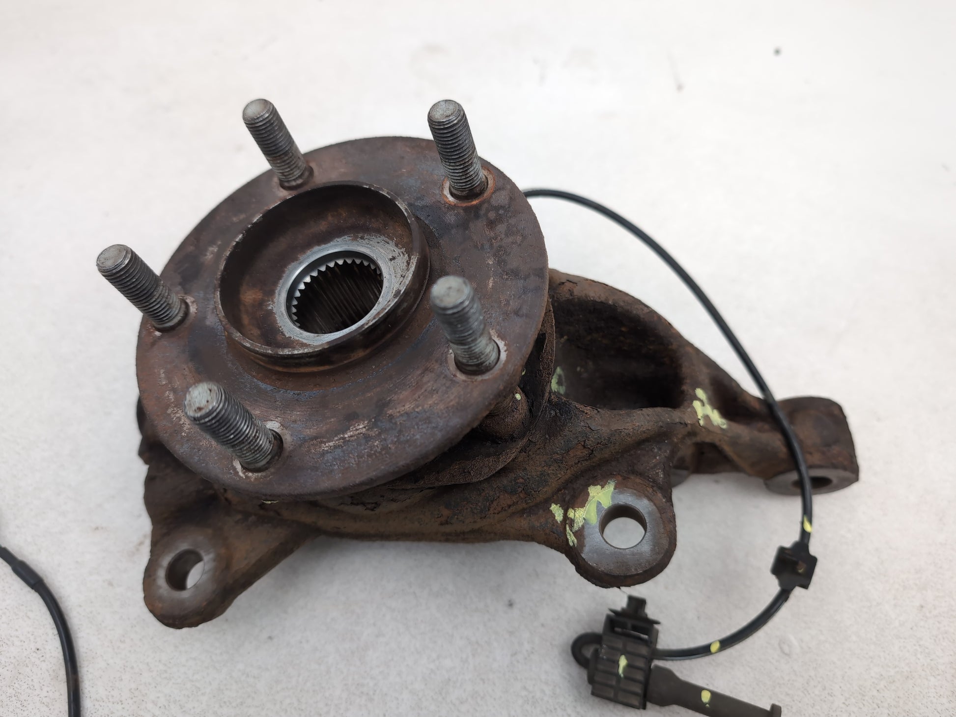 Wheel Hub Front RH 4