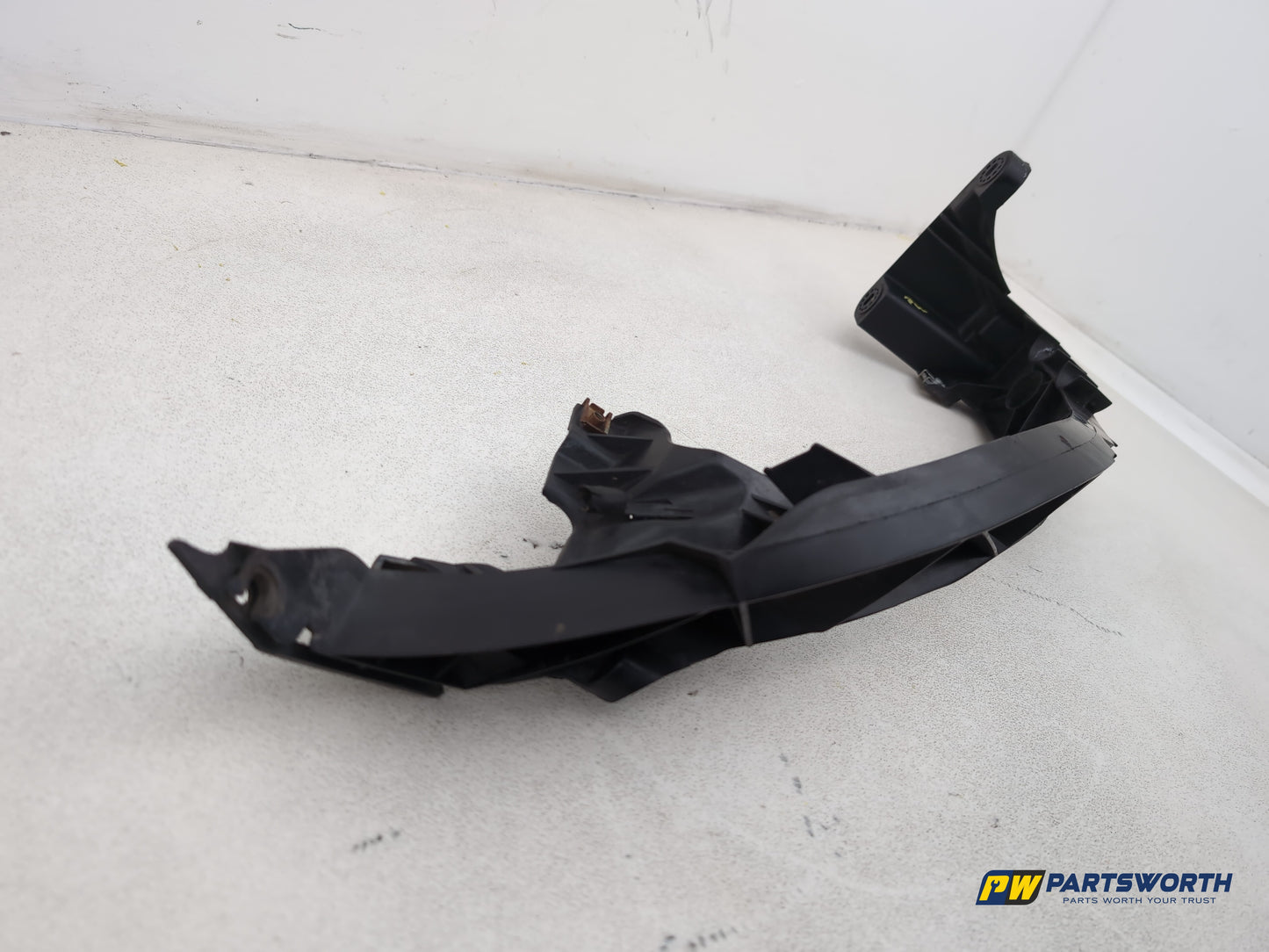 Bumper Rear Bracket LH 4