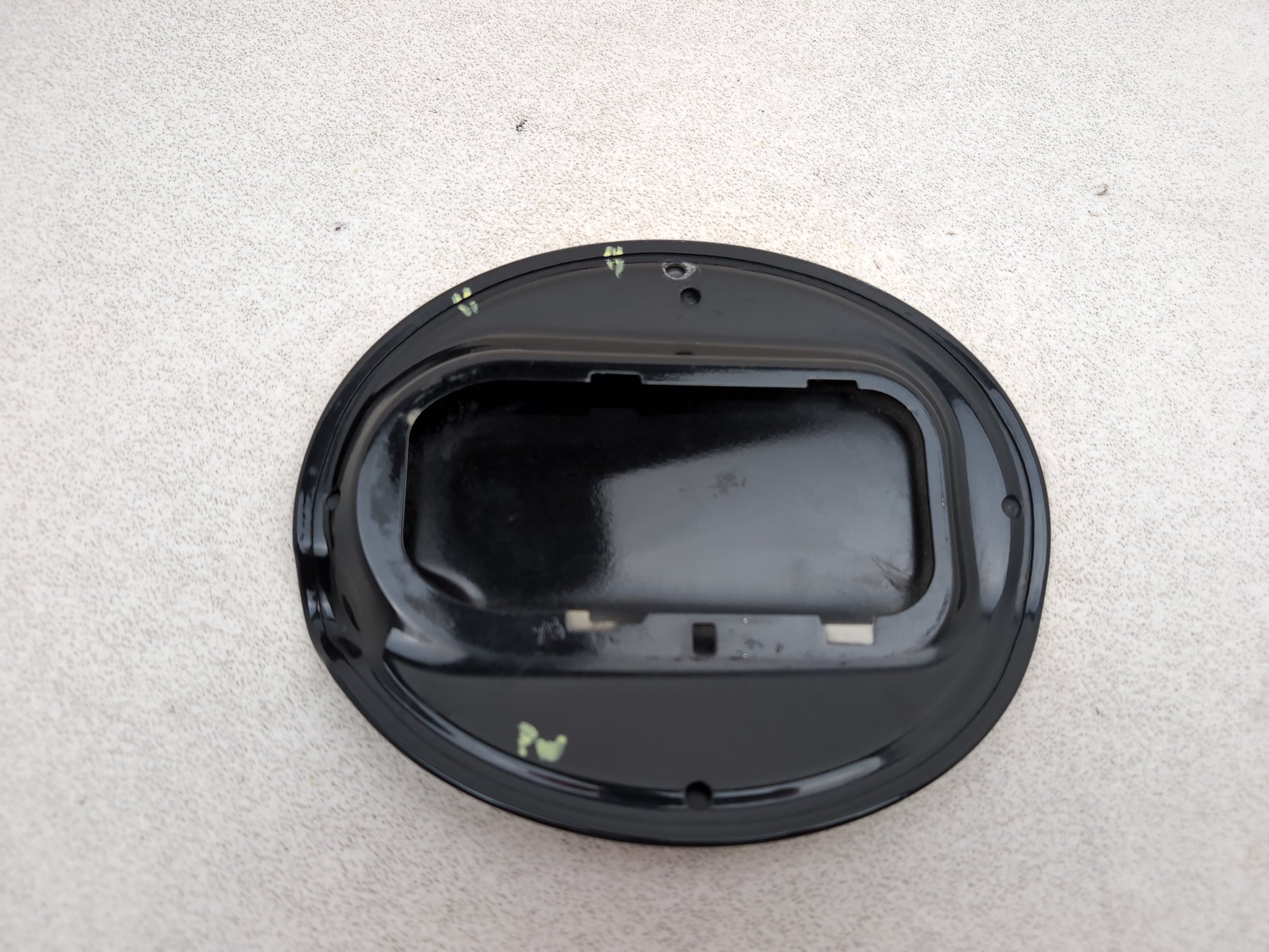 Fuel Filler Flap 4