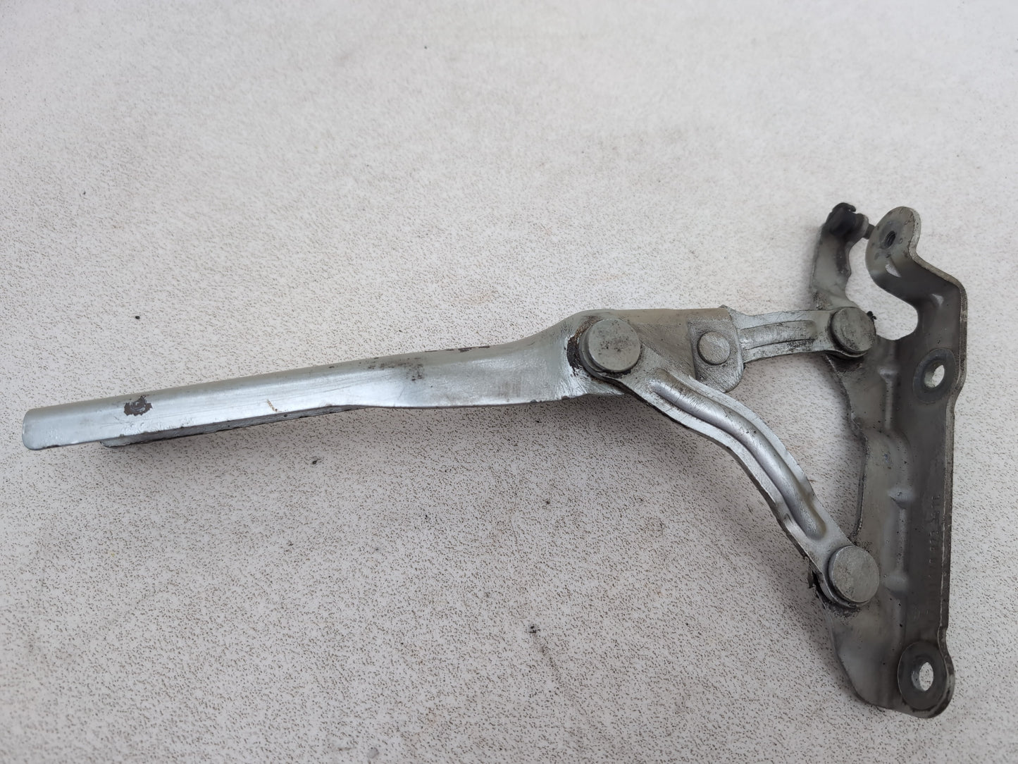 Bonnet Hinge LH 4
