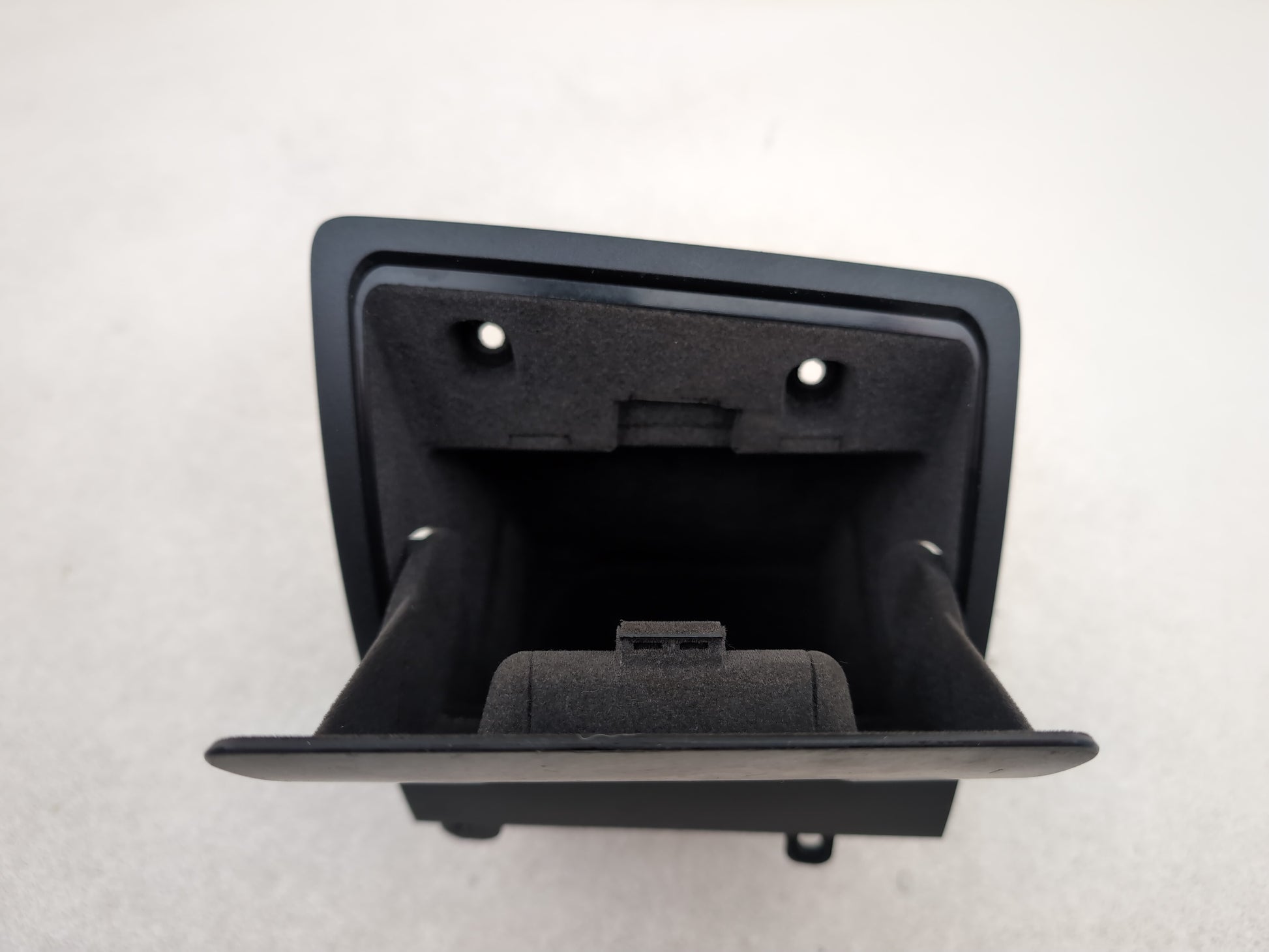 Glove Compartment Assembly 4
