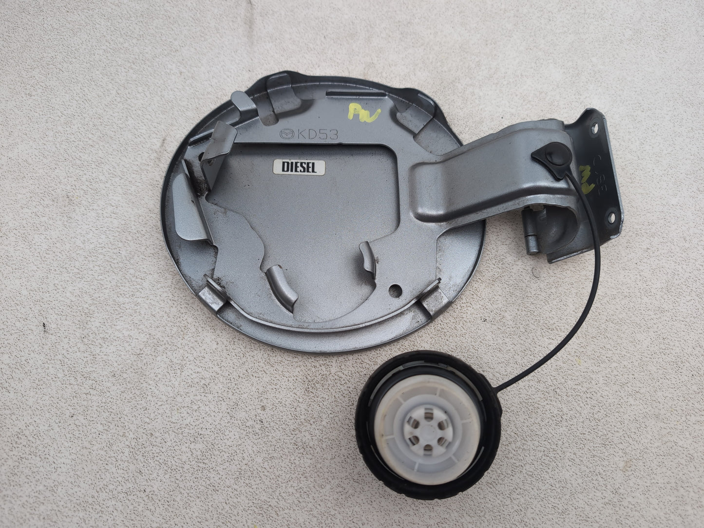 Fuel Filler Flap 4