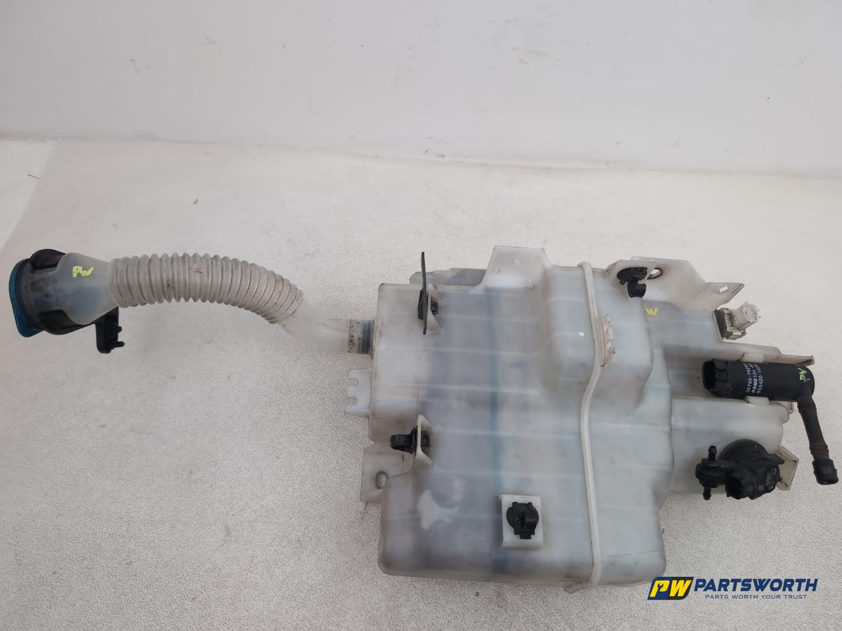 Washer Bottle Windscreen 4