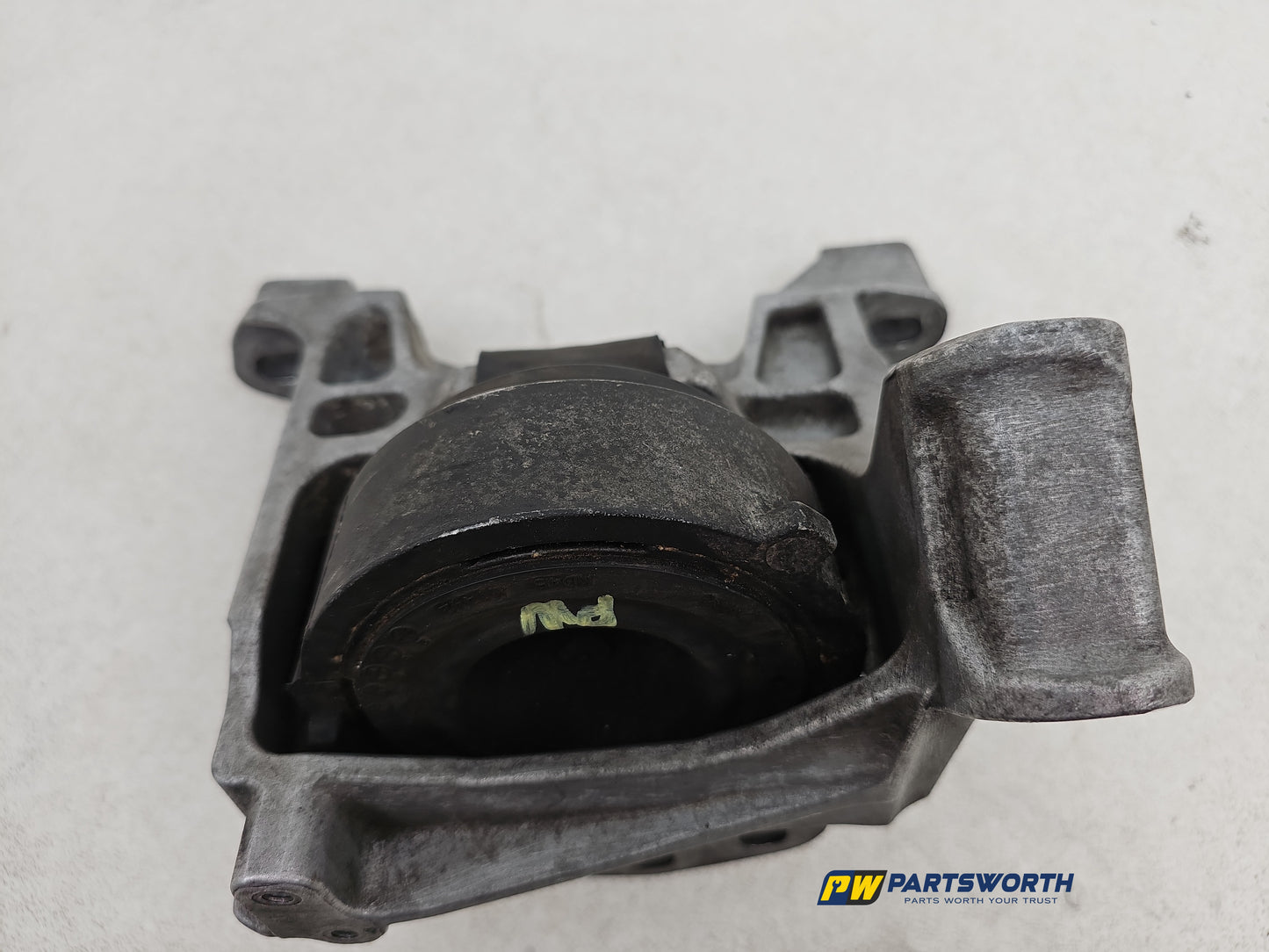Engine Mounting RH 4