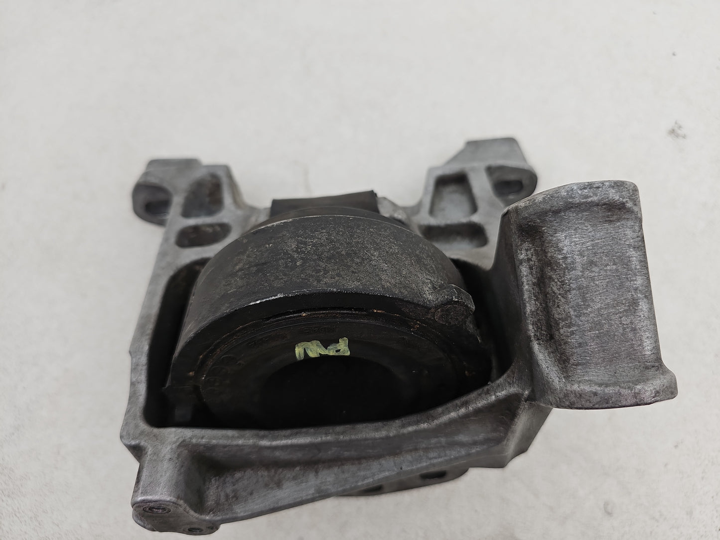 Engine Mounting RH 4