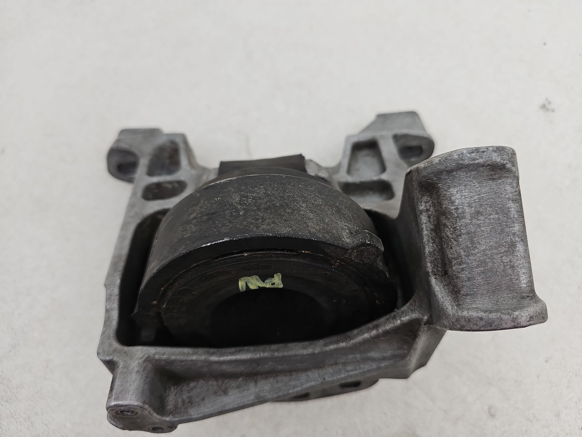 Engine Mounting RH 4