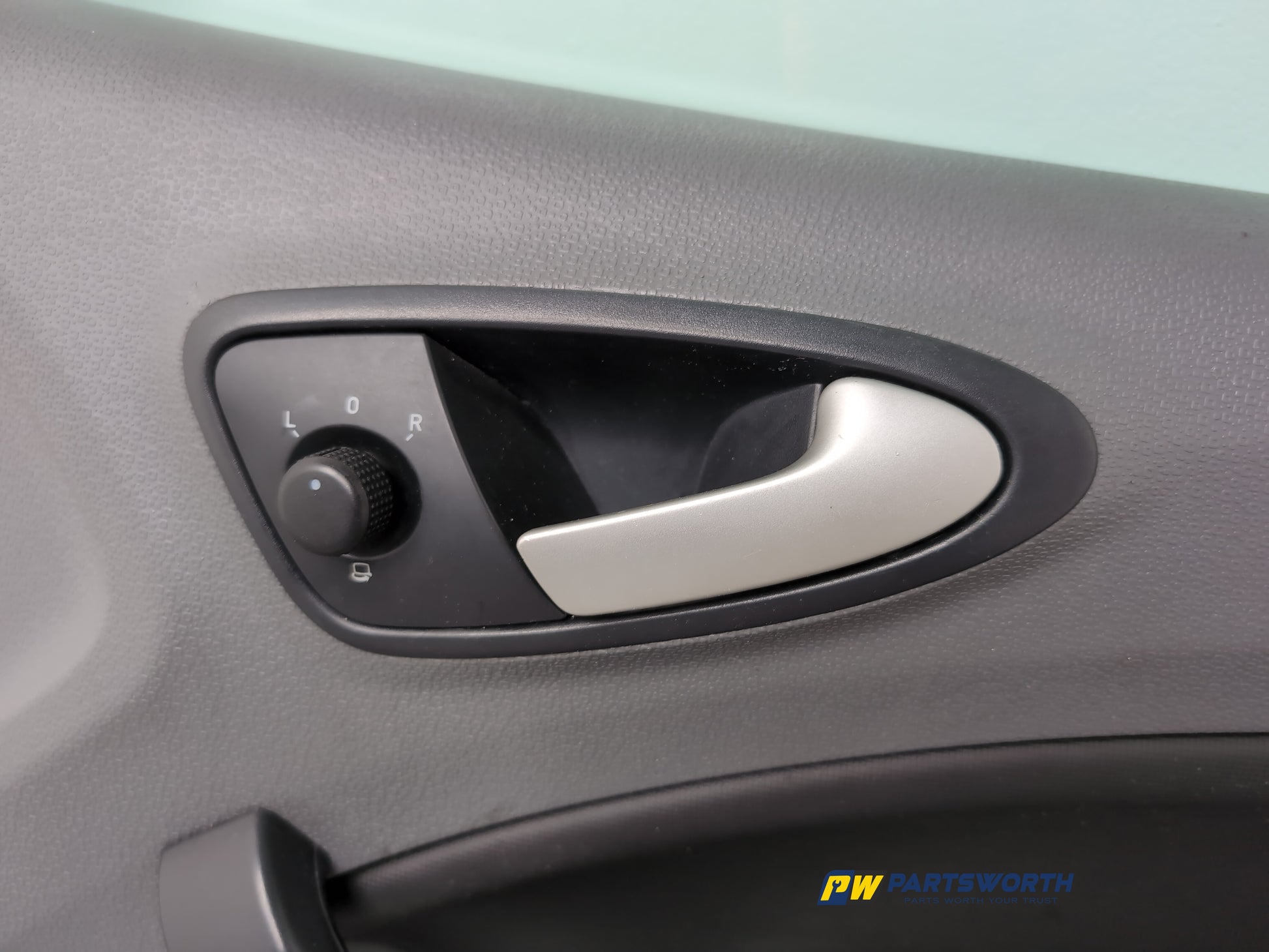 Door Front RH 7