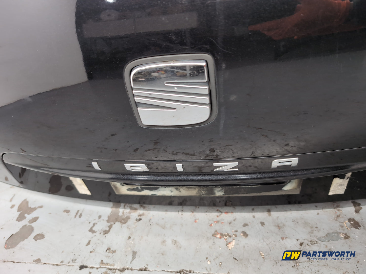 Boot Lid 4