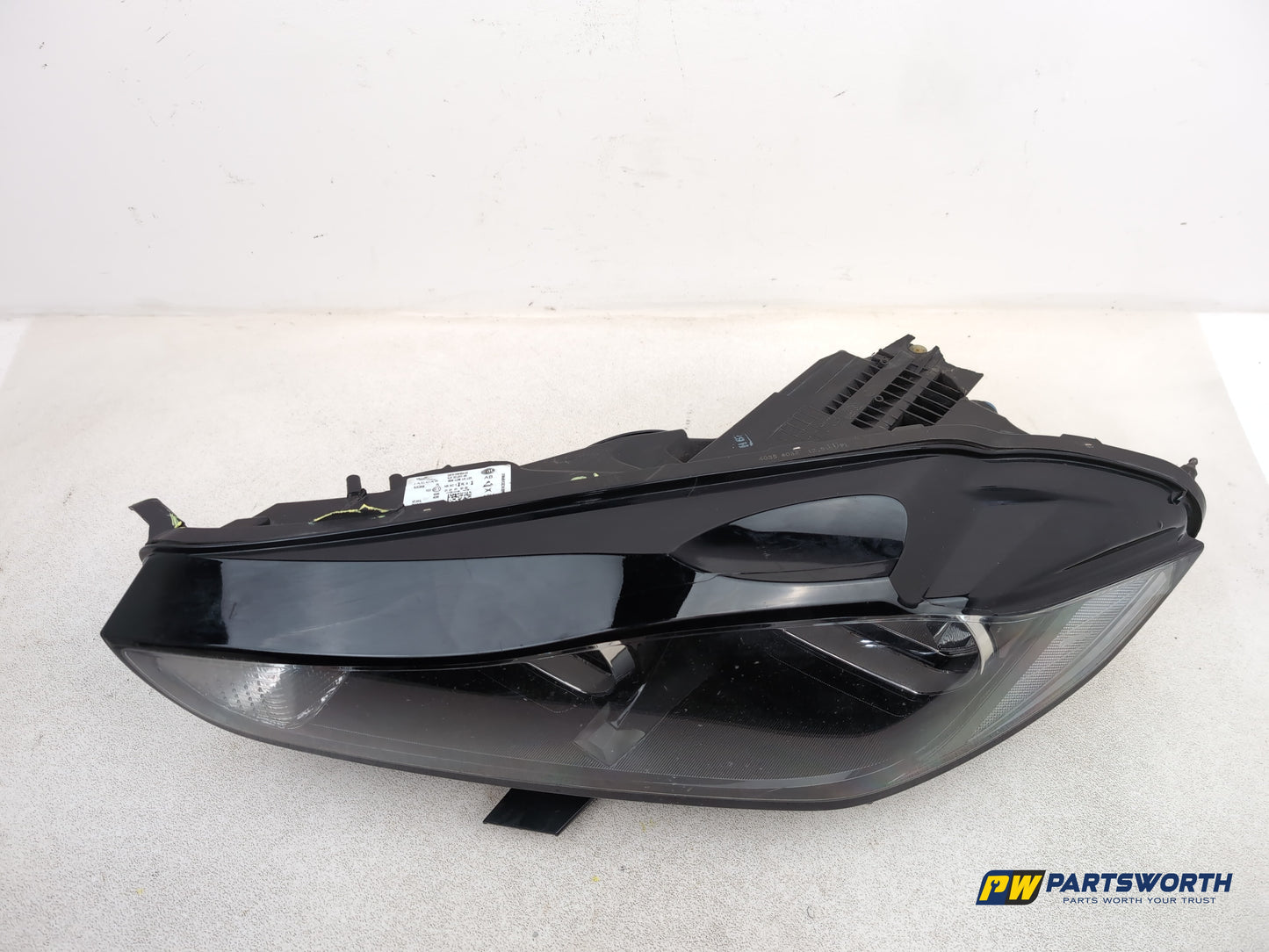 Headlamp LH 4