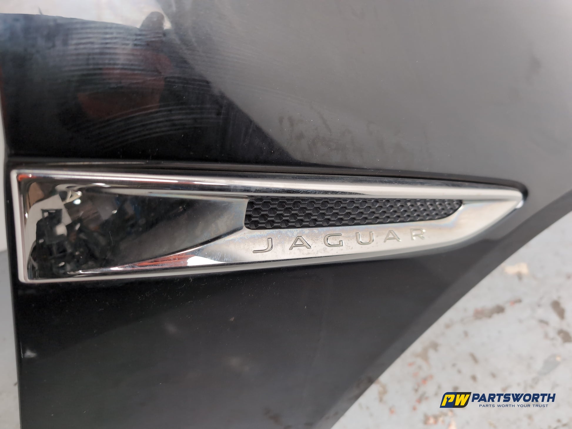 Wing Front RH 4