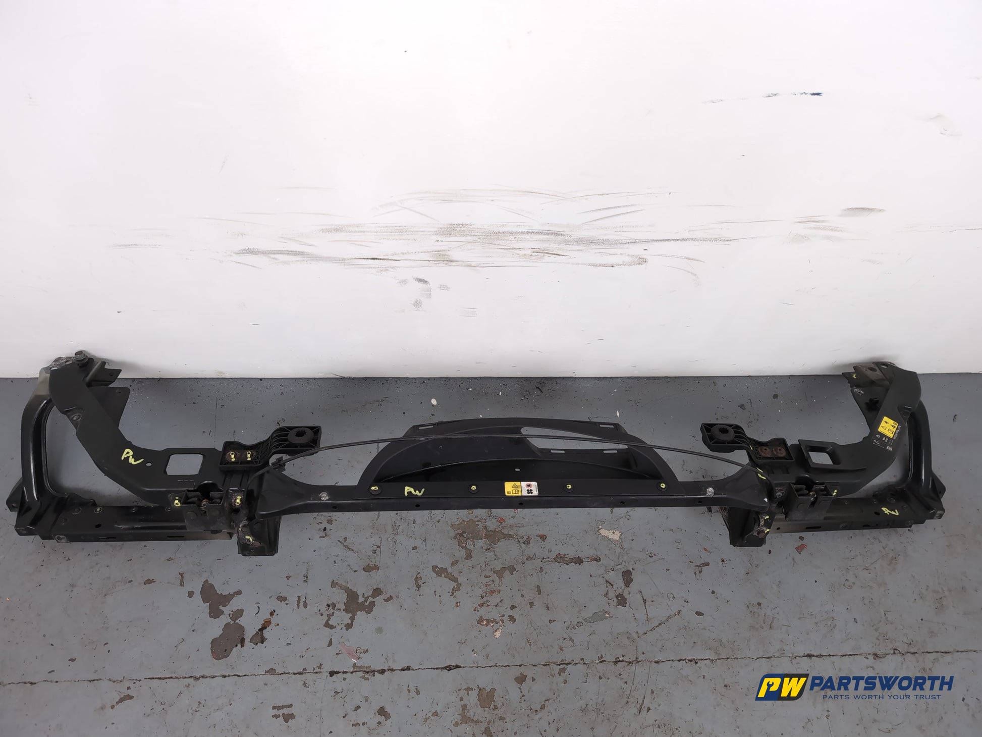 Front Slam Panel 4