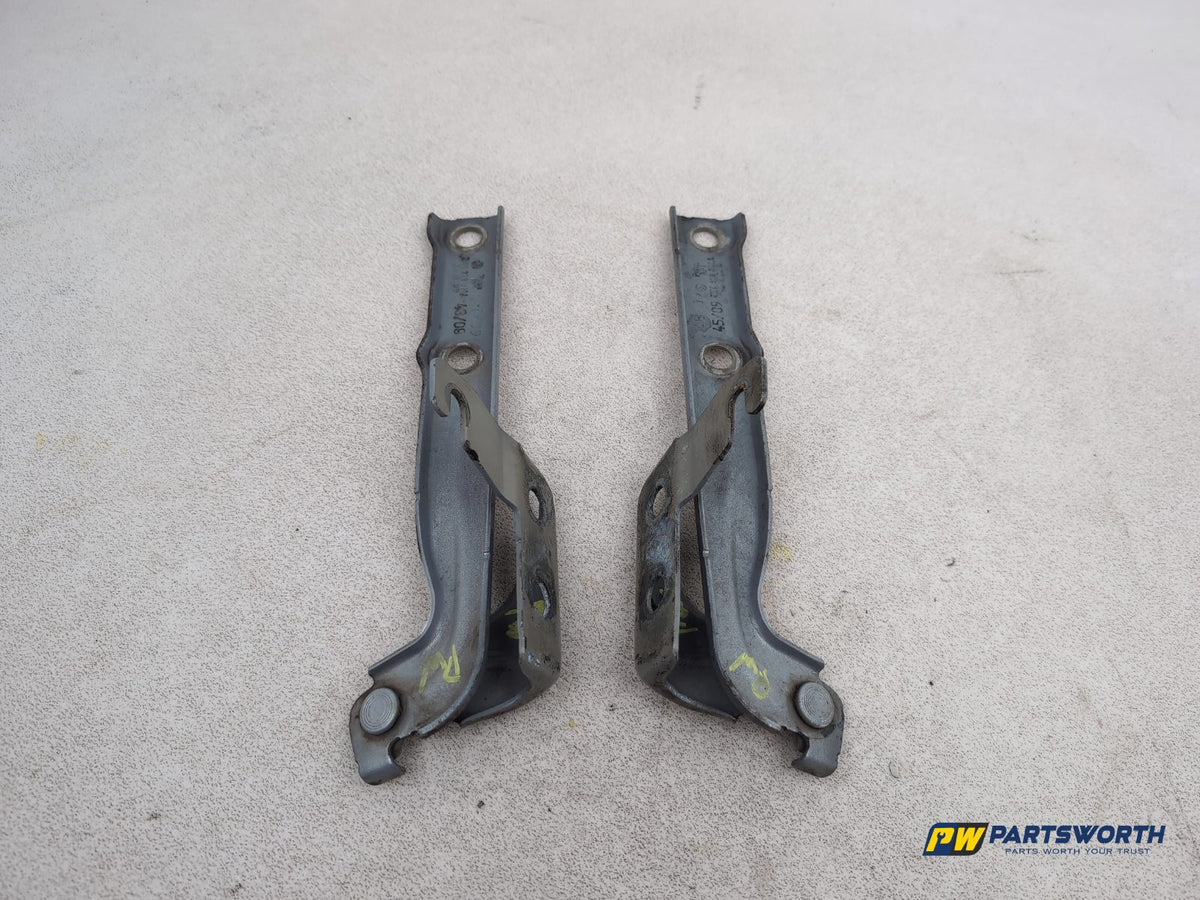 Bonnet Hinges 4
