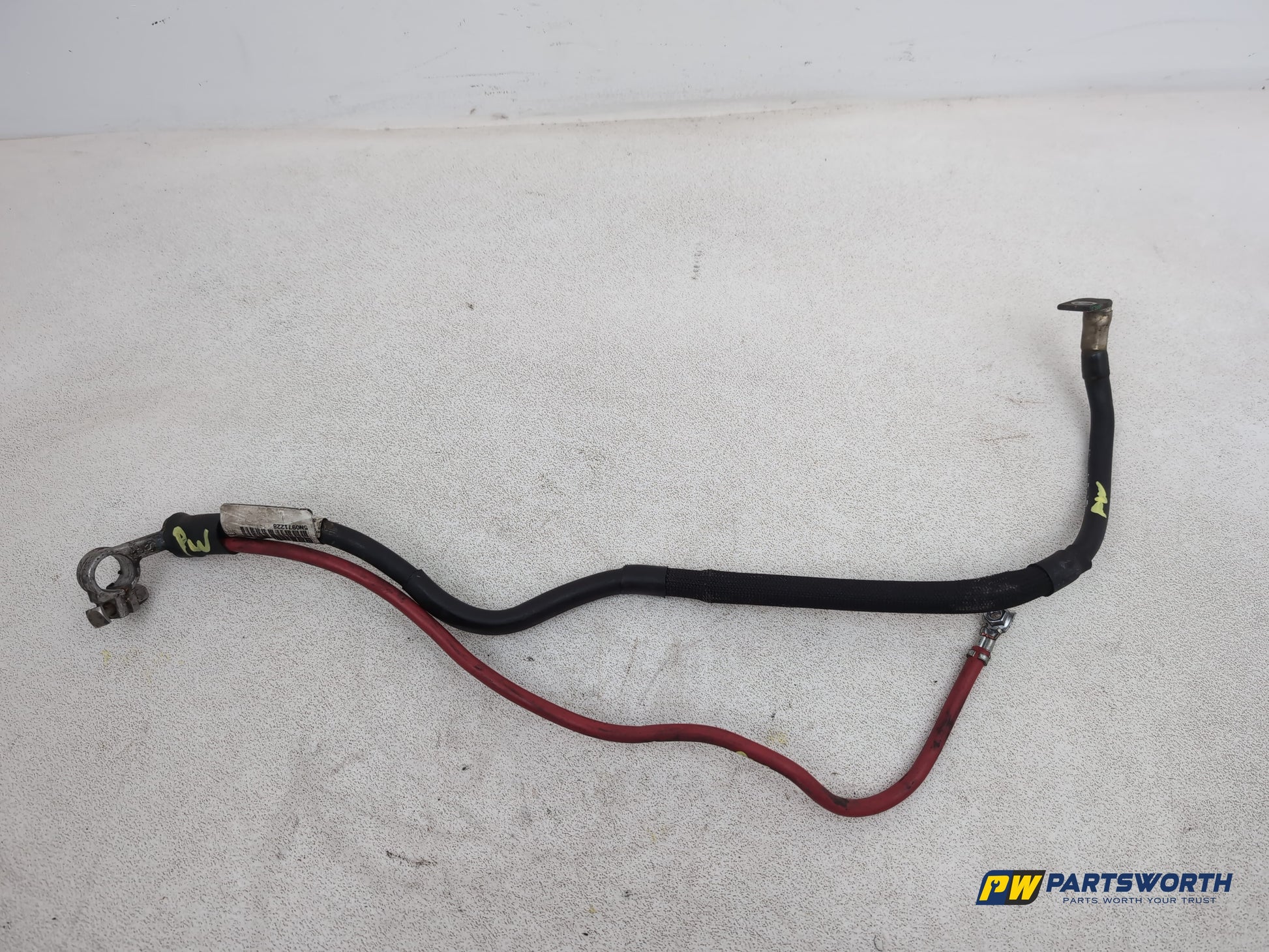 High Voltage Battery Charging Cable 3