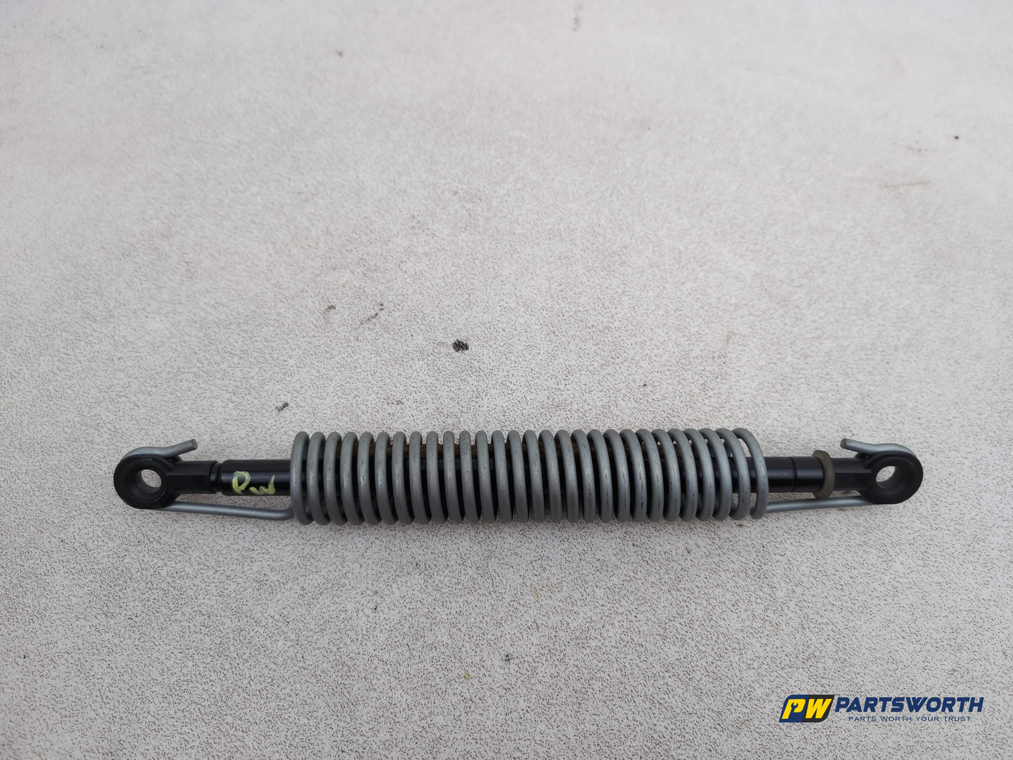Tailgate Lift Handle 4