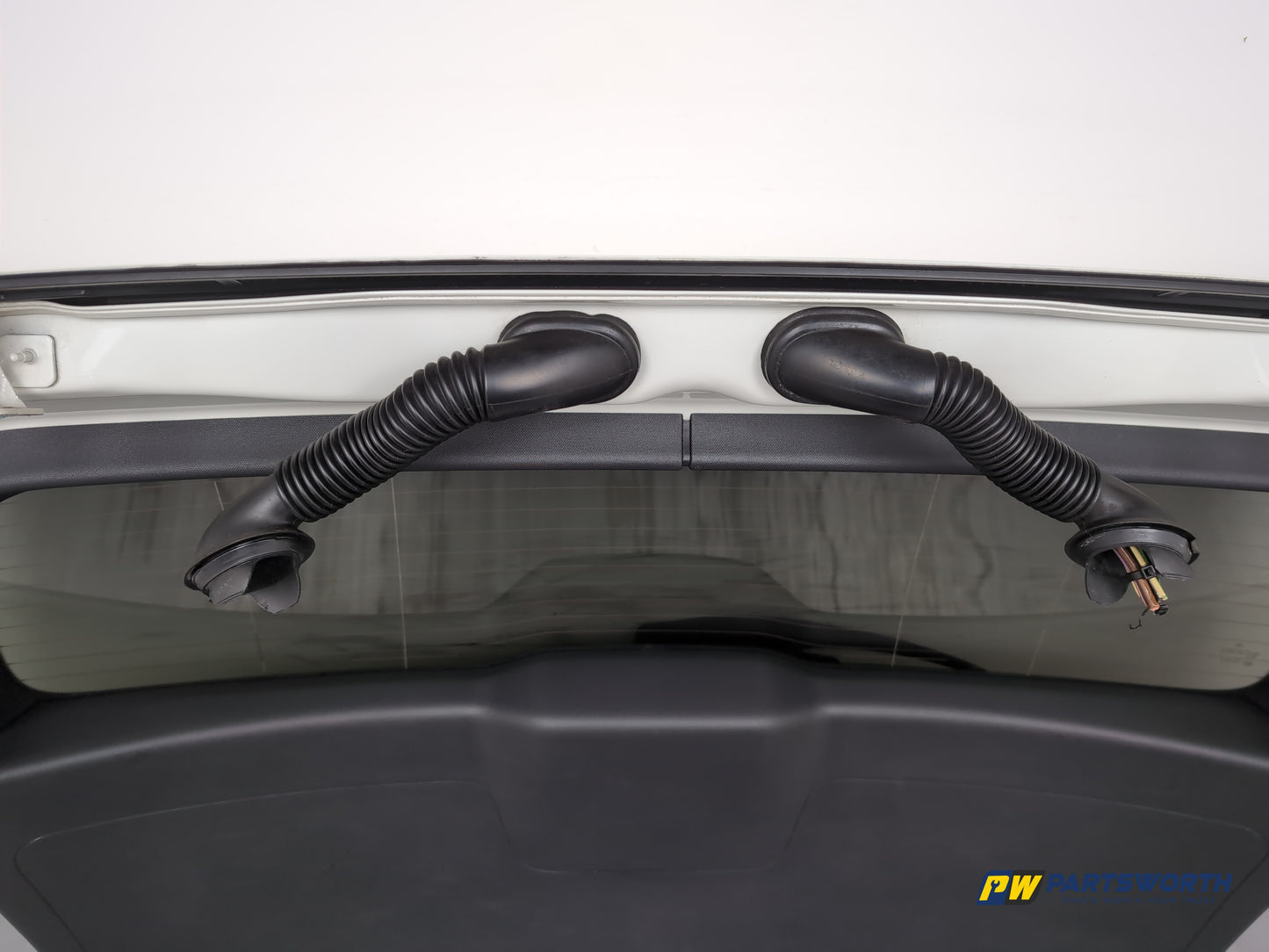Boot Lid 10