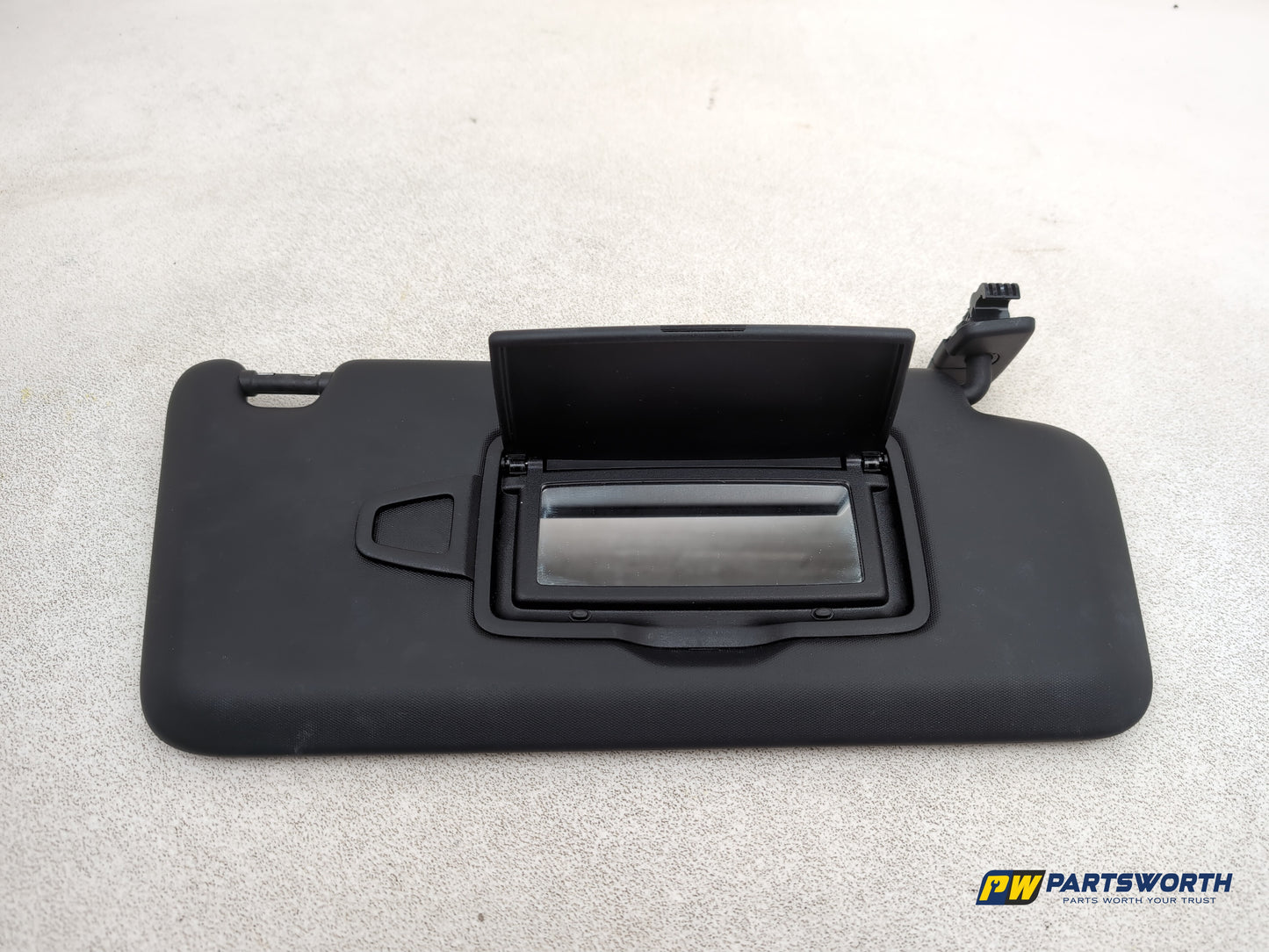 Sun Visor RH 4
