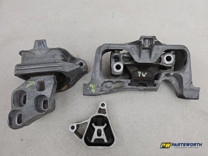 Set Of Engine Mounts LH + RH 4