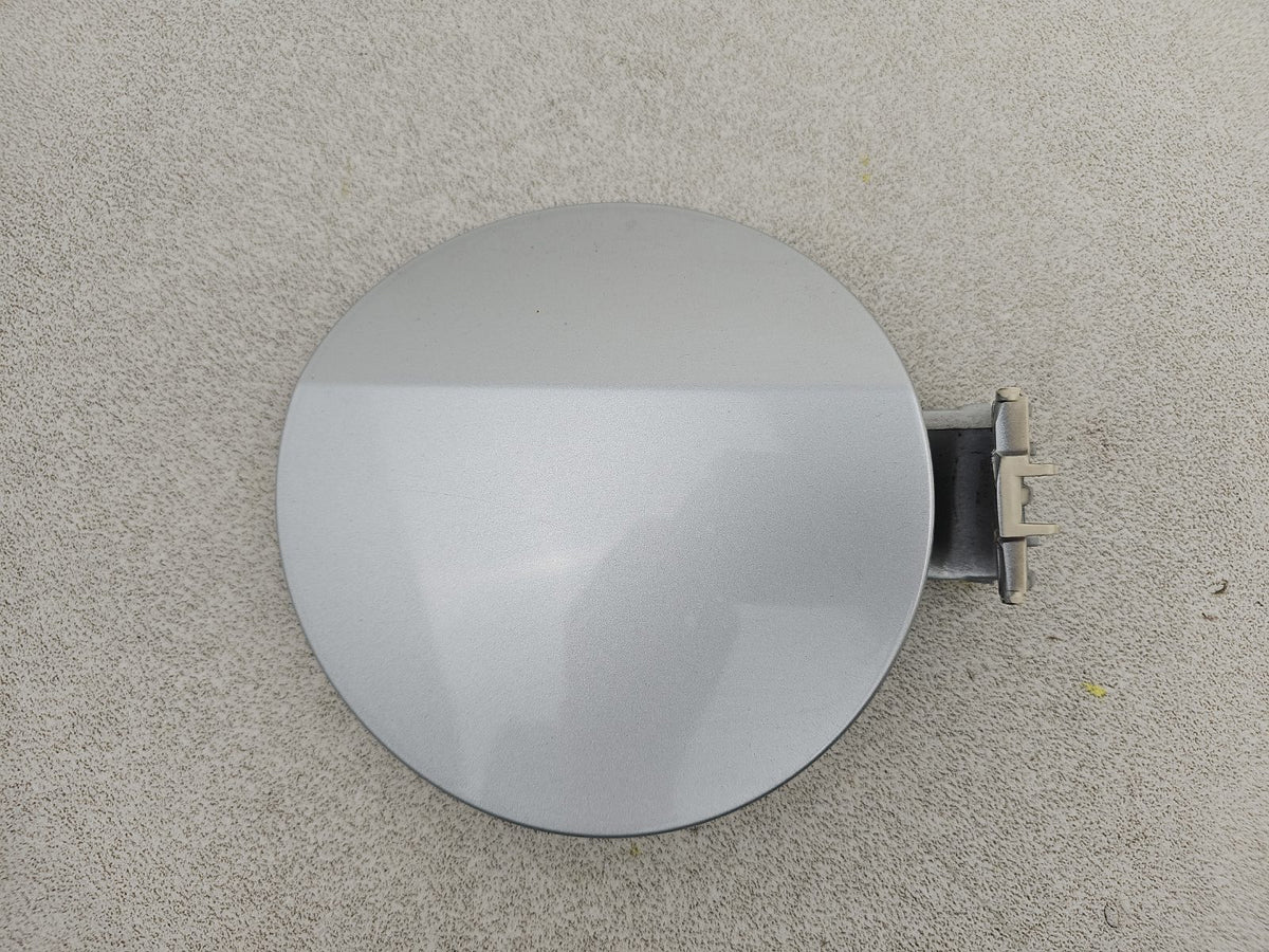 Fuel Filler Flap 4
