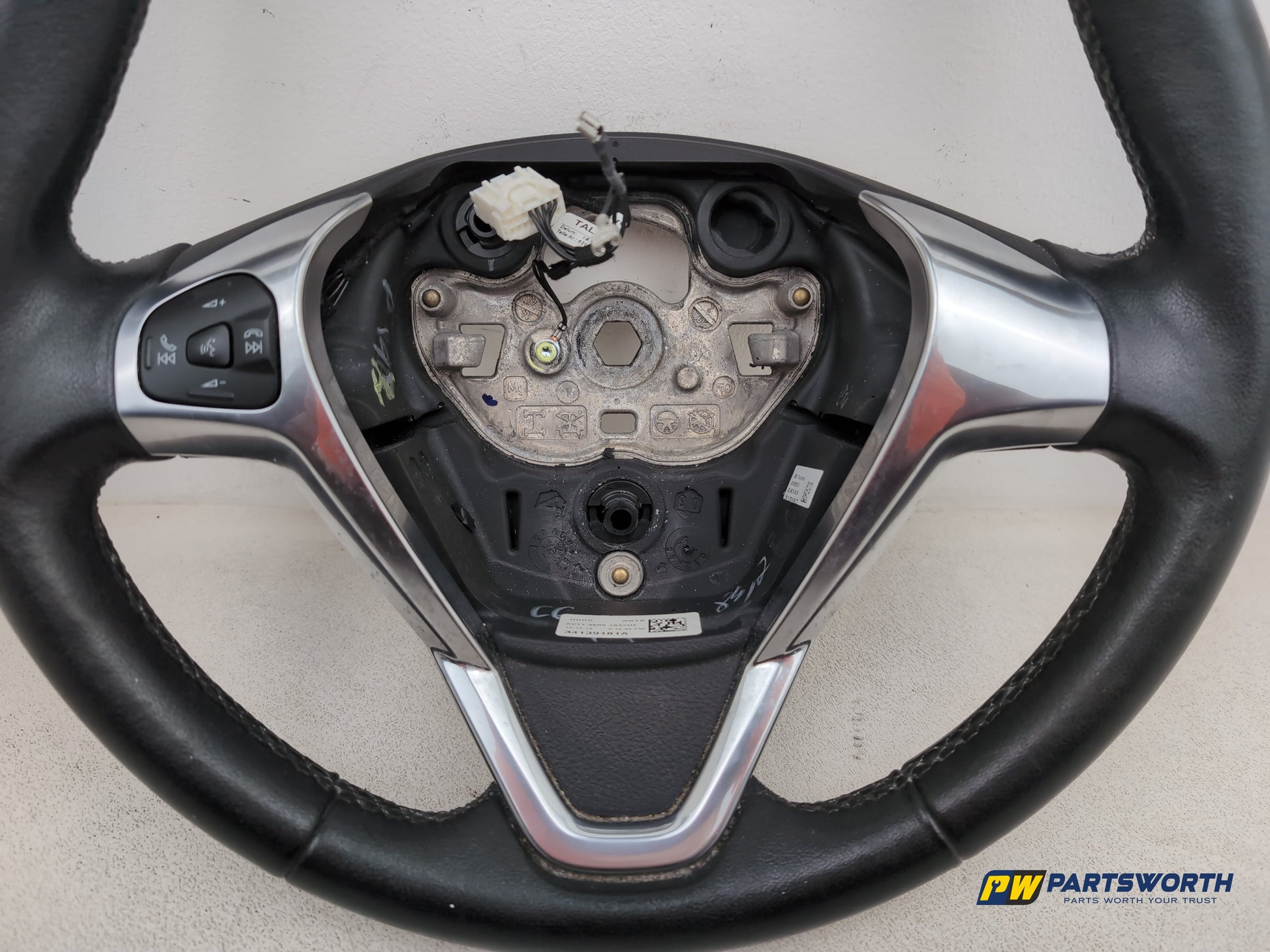 Steering Wheel 4