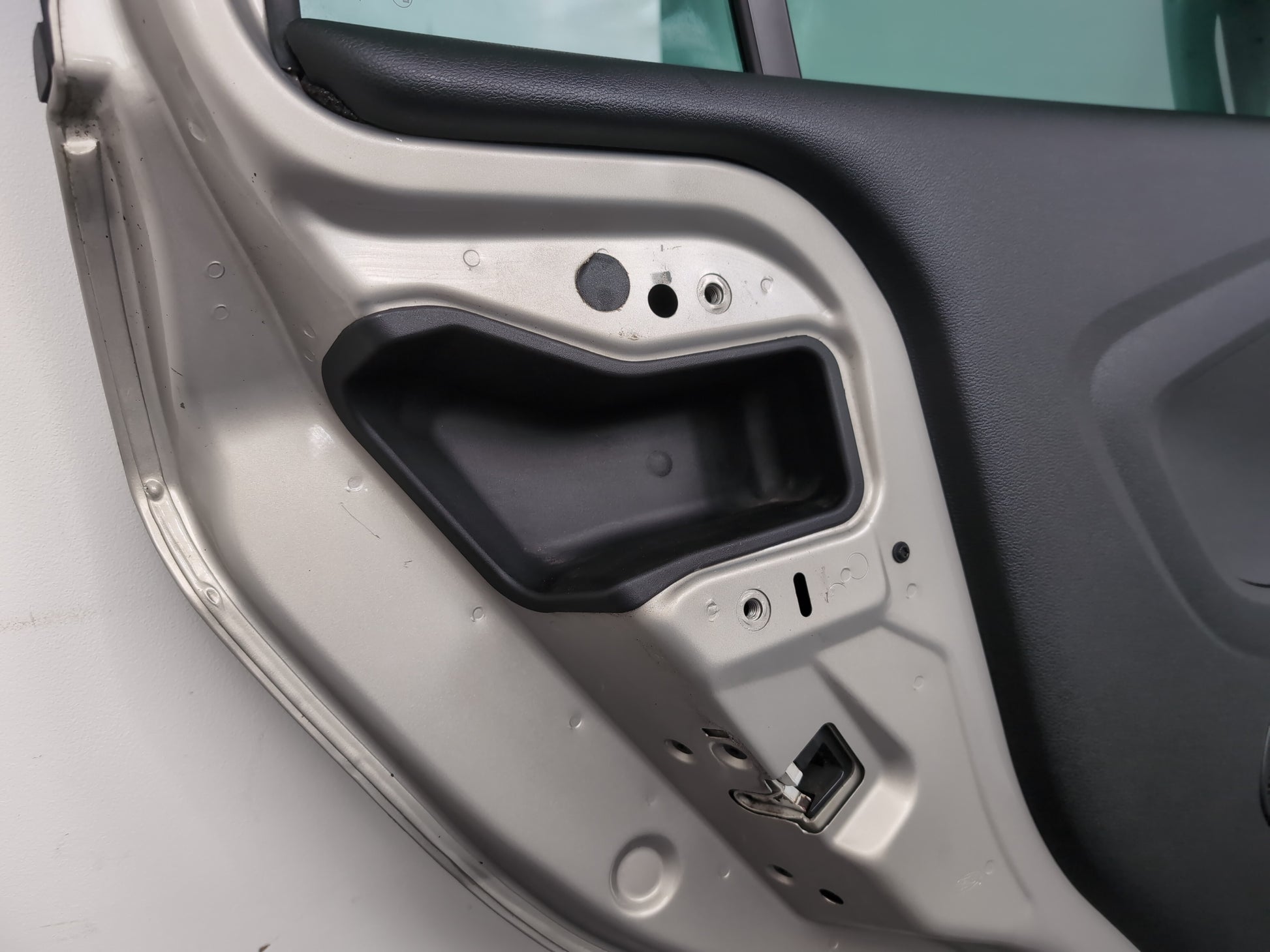 Door Rear LH 10