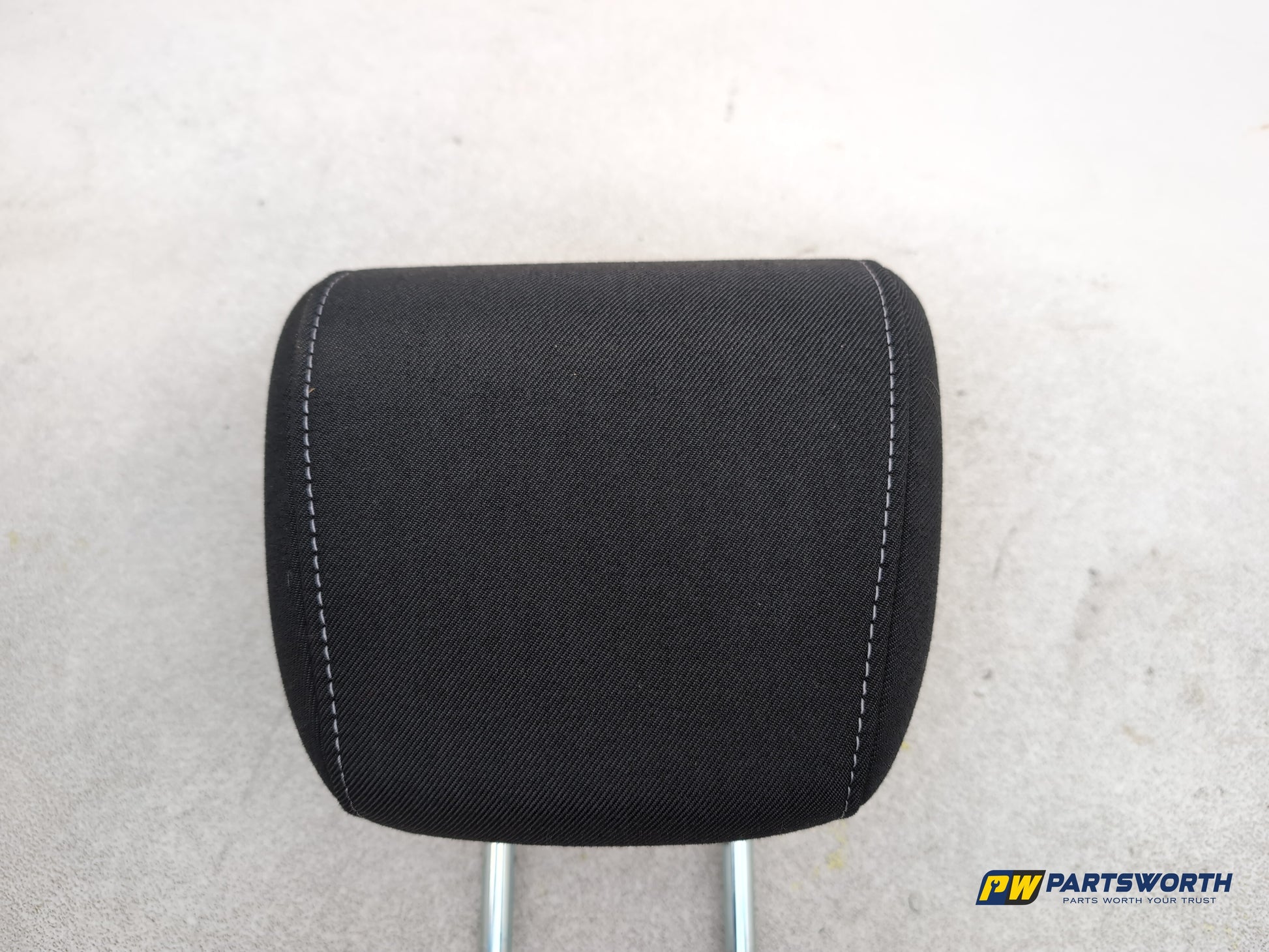 Rear Headrest 4