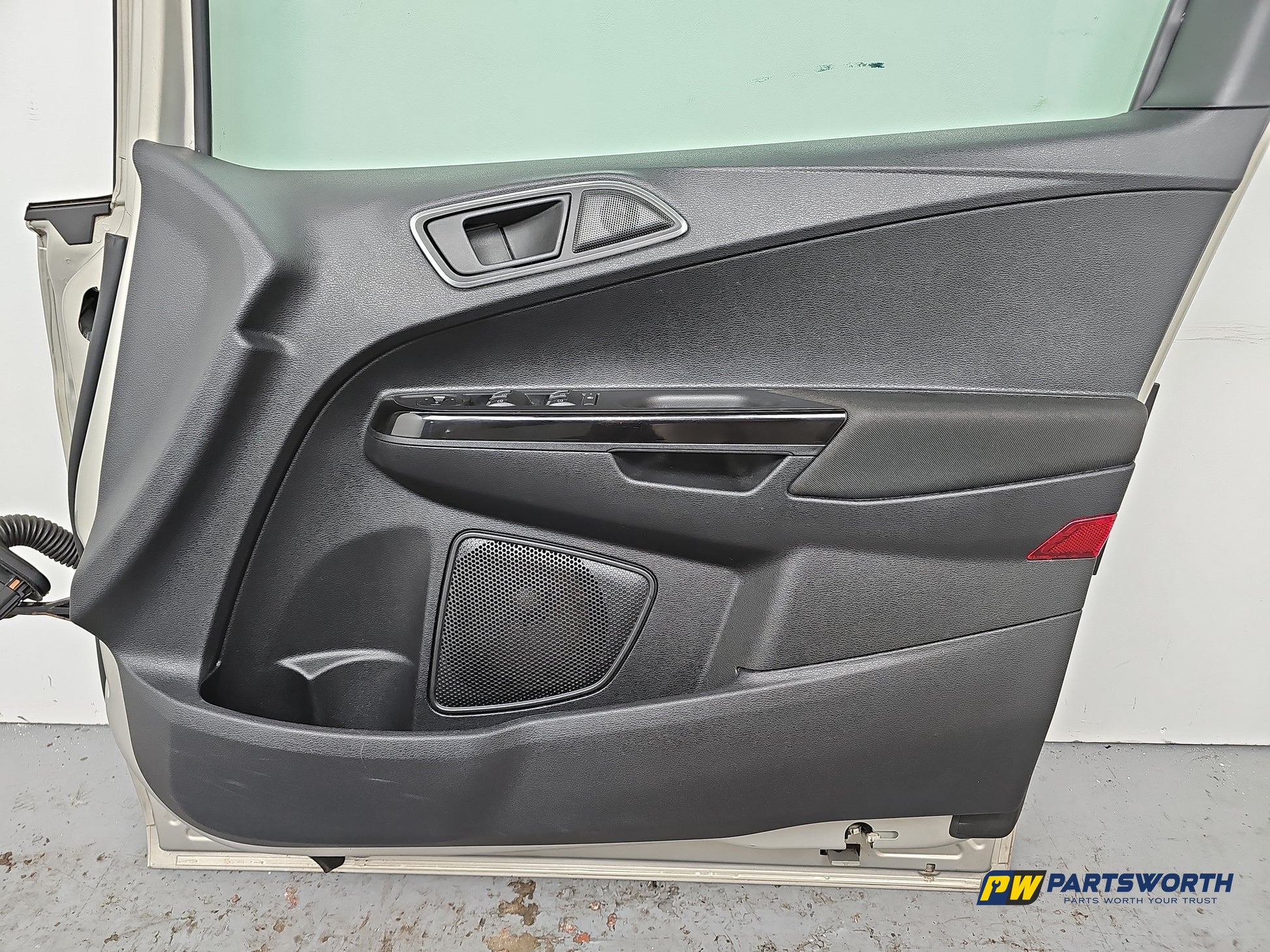Door Front RH 10