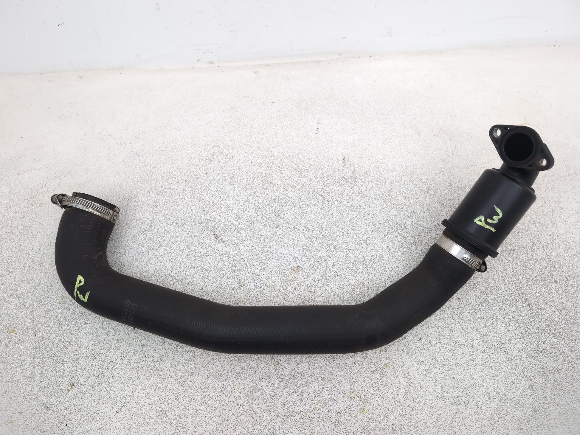 Turbo Intercooler Bottom Hose 2