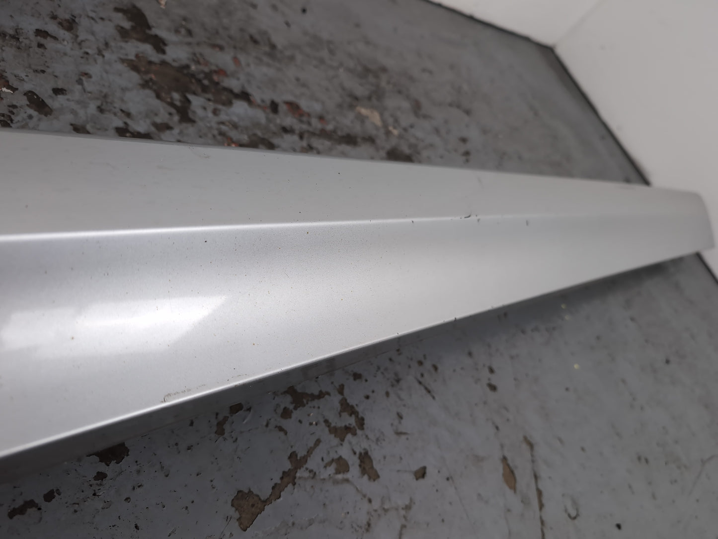 Side Skirt LH 6