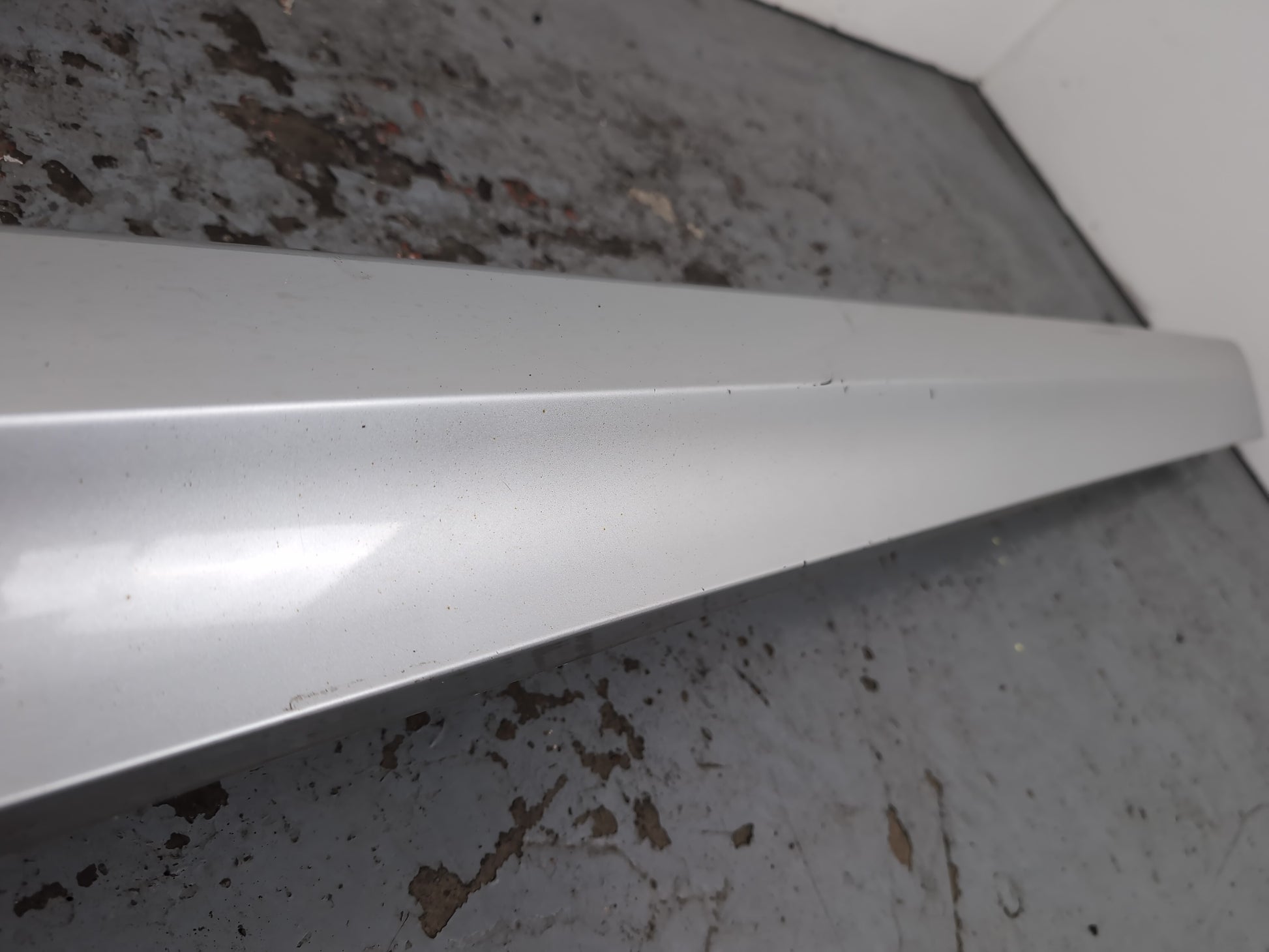 Side Skirt LH 6