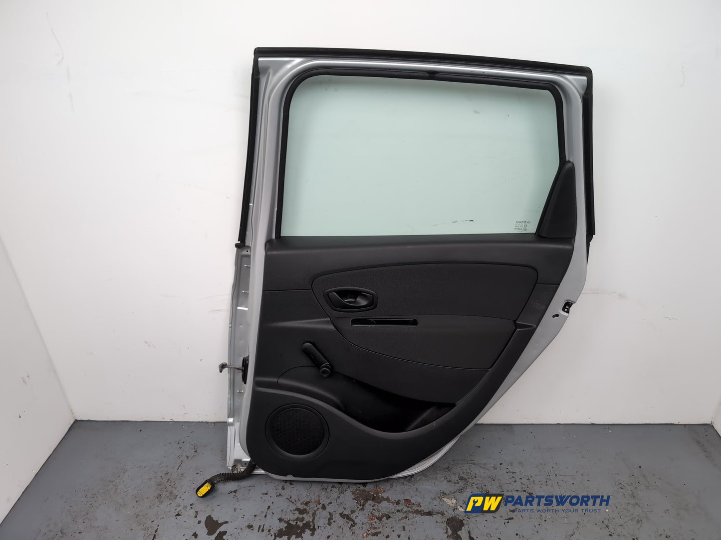 Door Rear LH 5