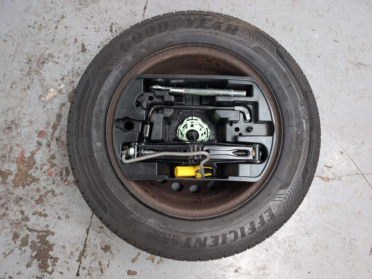 Space Saver Spare Wheel and Tool Kit  9