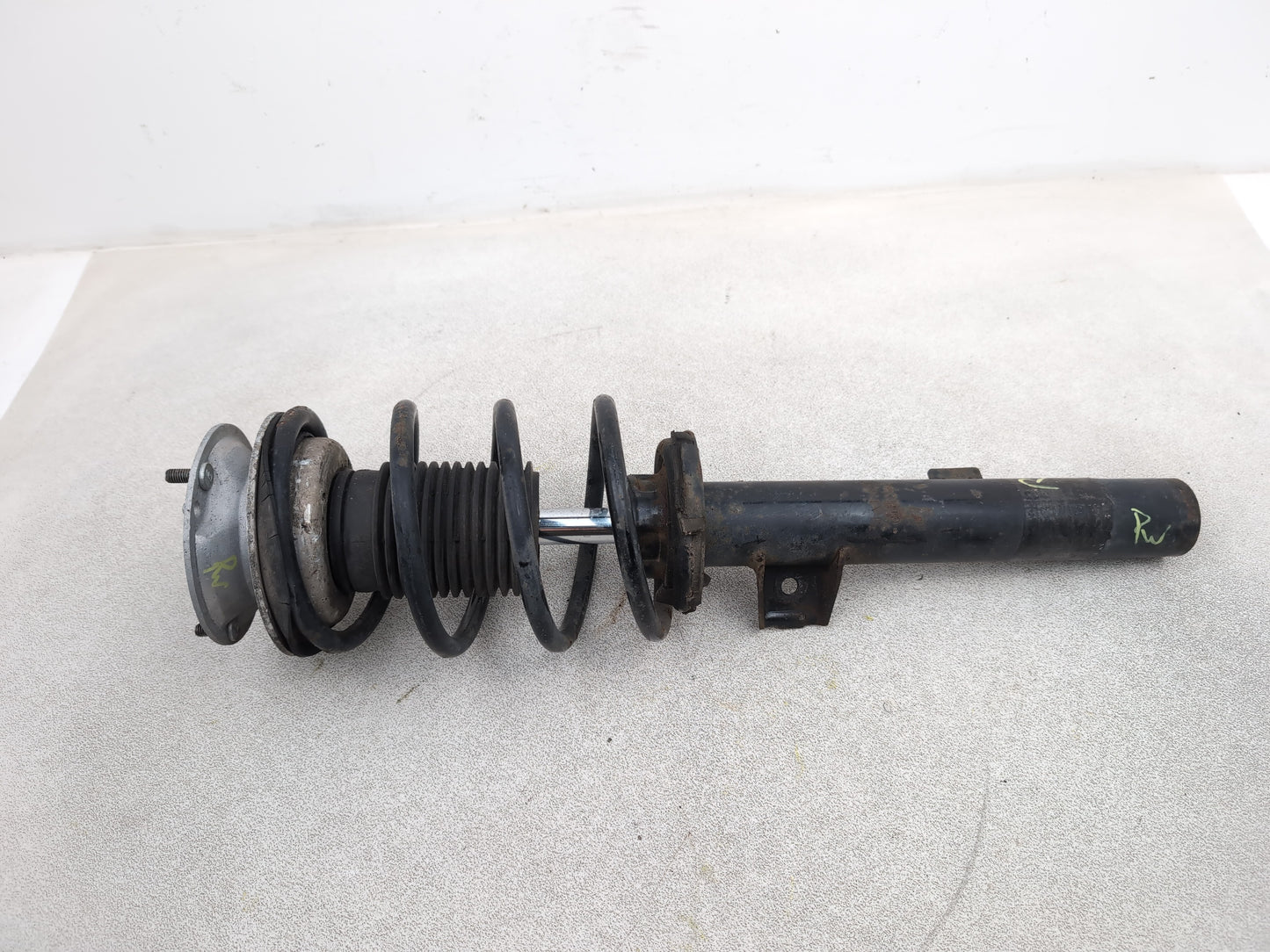Front Shock Absorber and Hub RH 4
