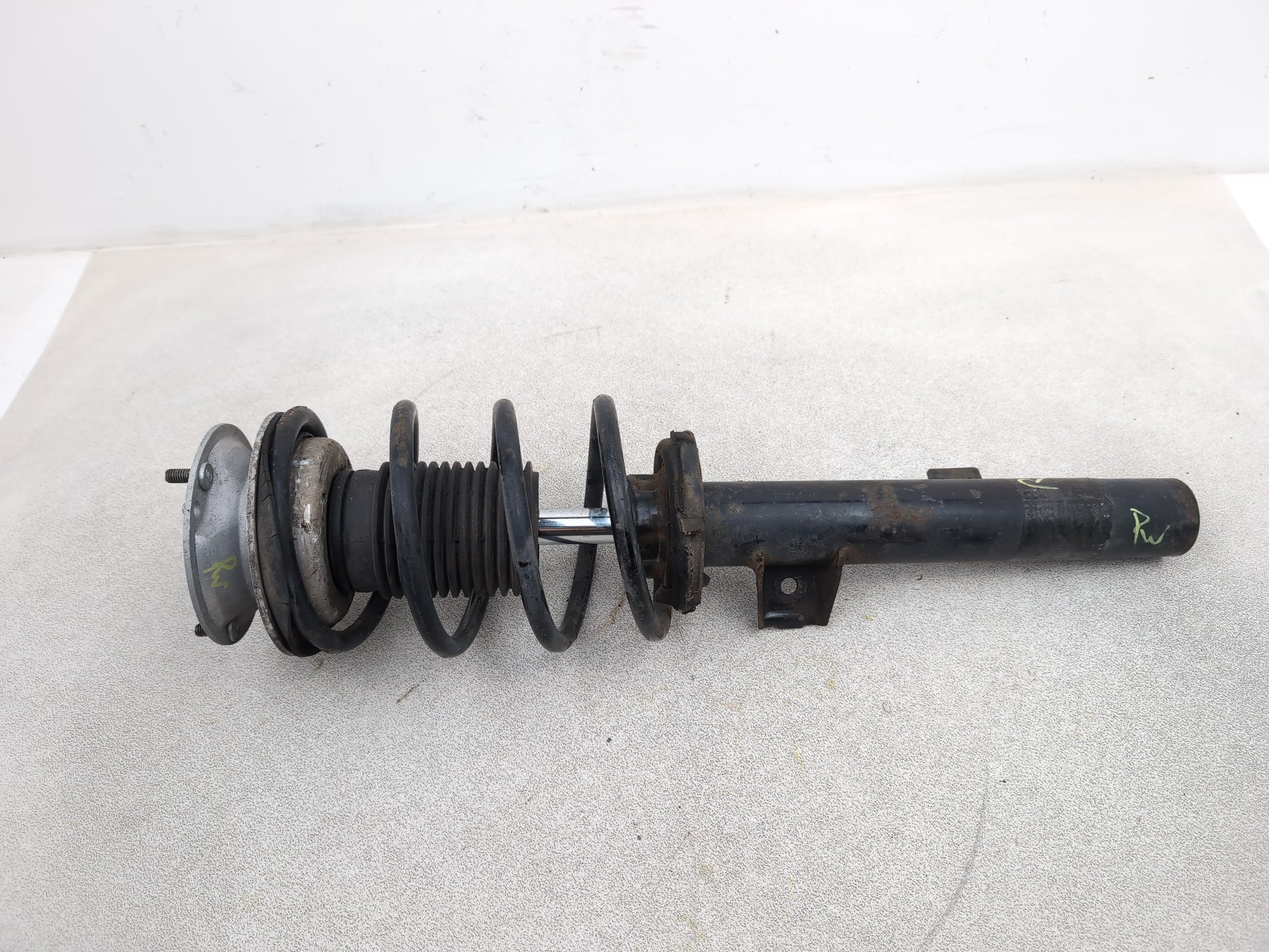 Front Shock Absorber and Hub RH 4