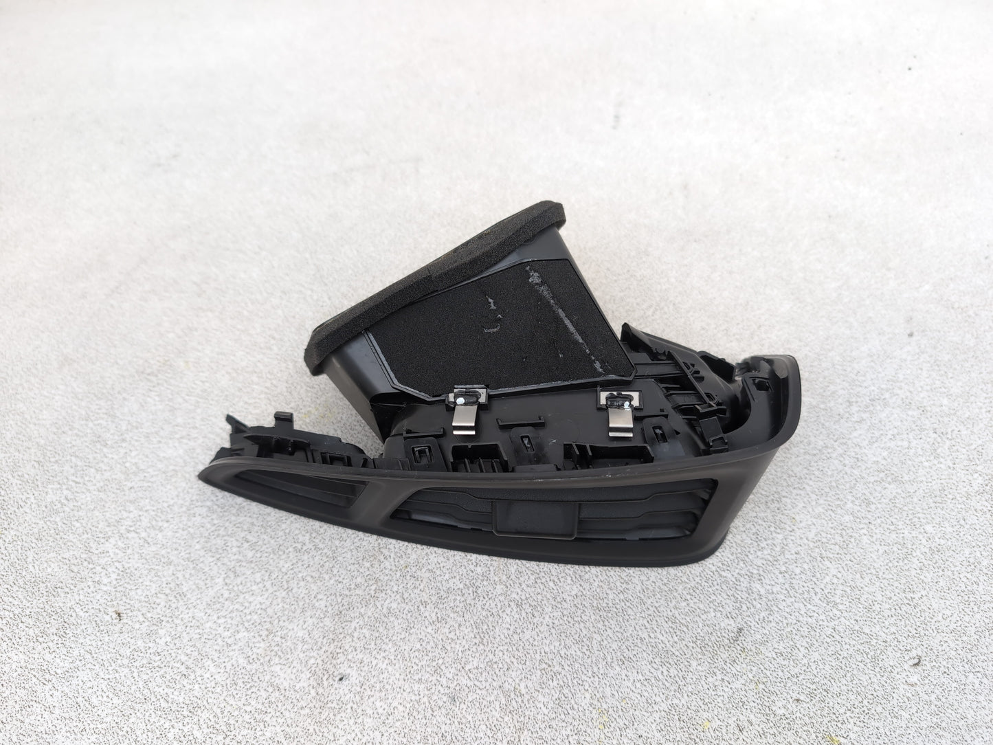 Dashboard Trim With Air Vent  3