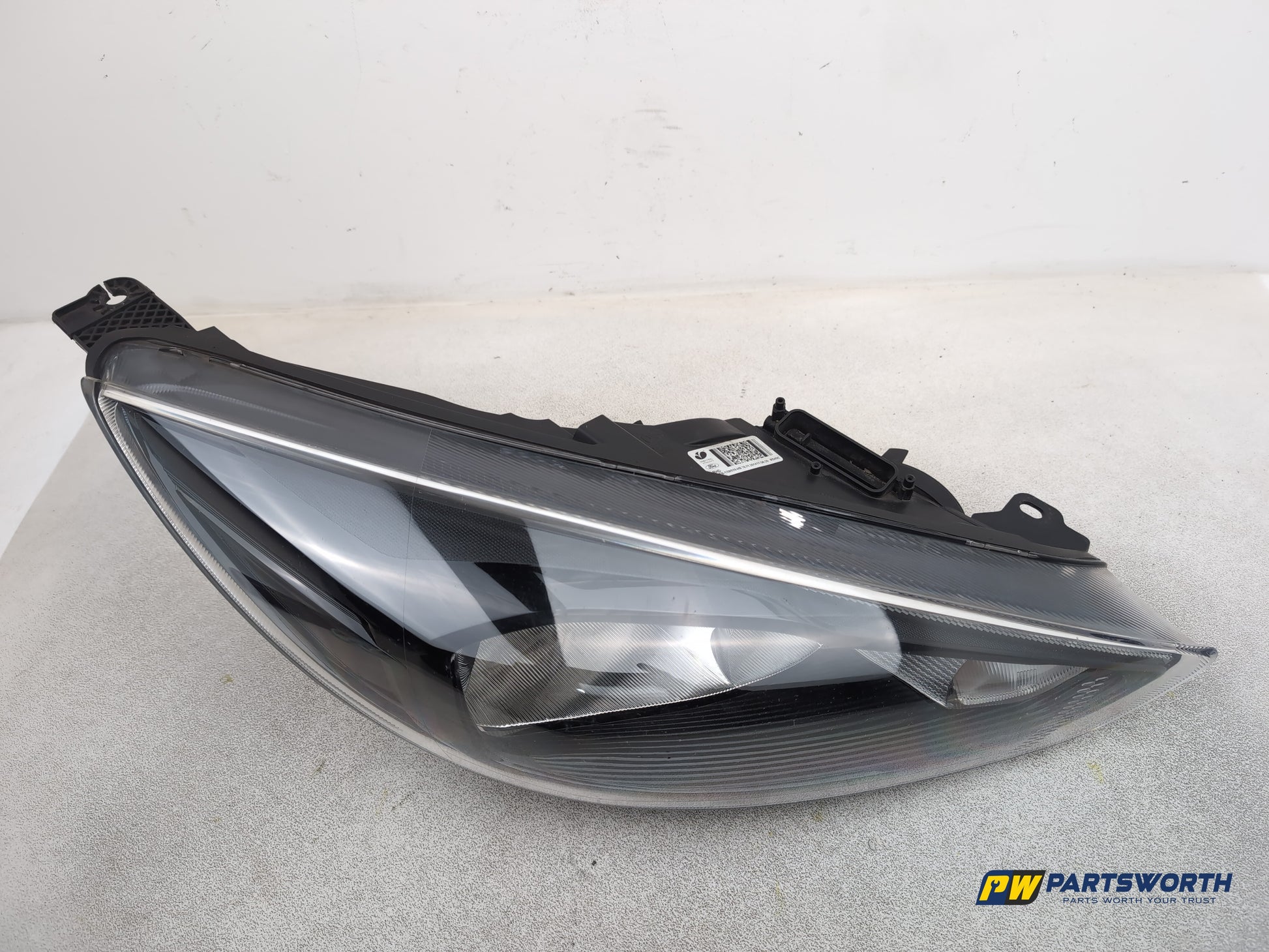 Headlamp RH 4