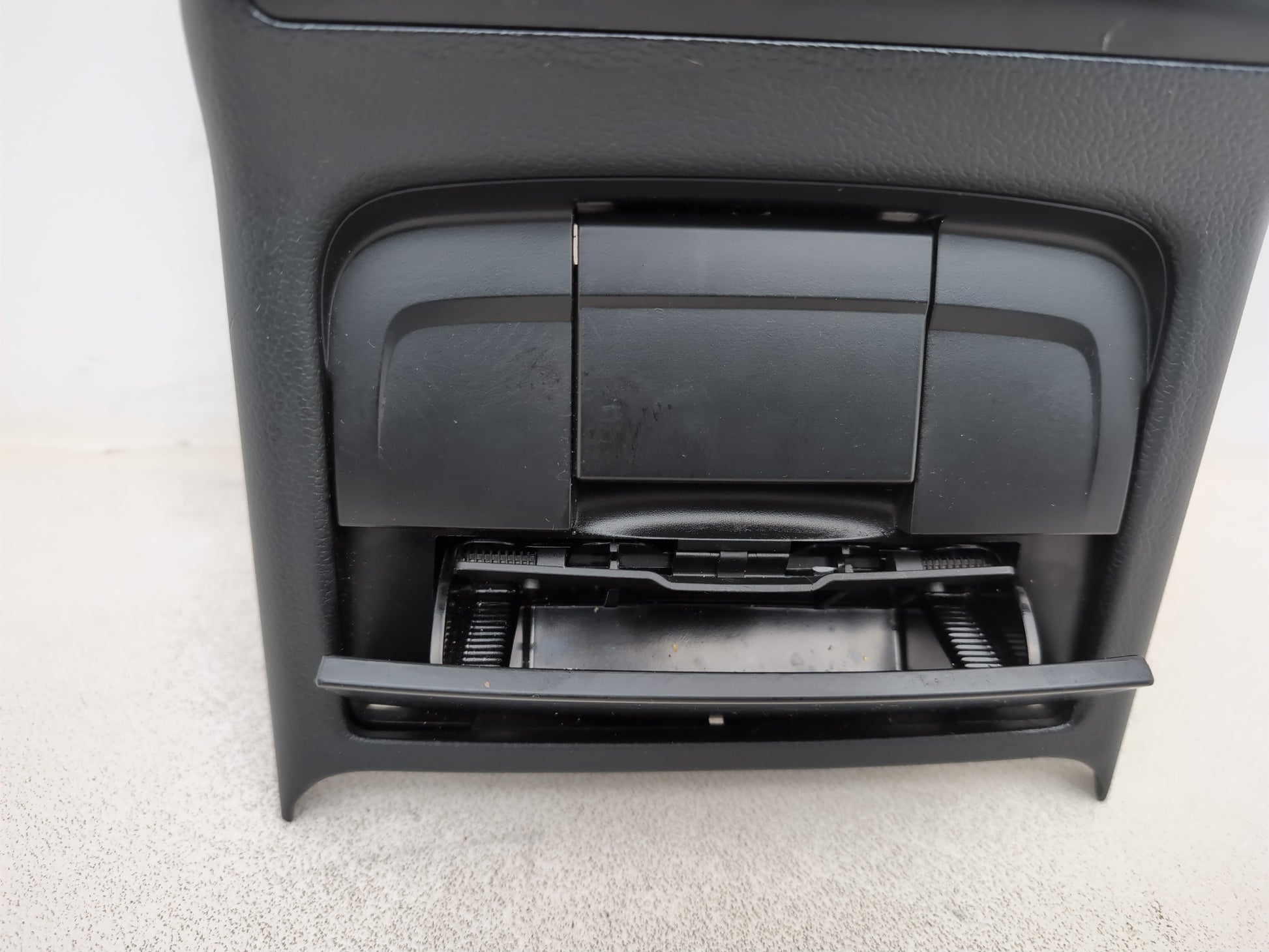 Dashboard Trim With Air Vent  4