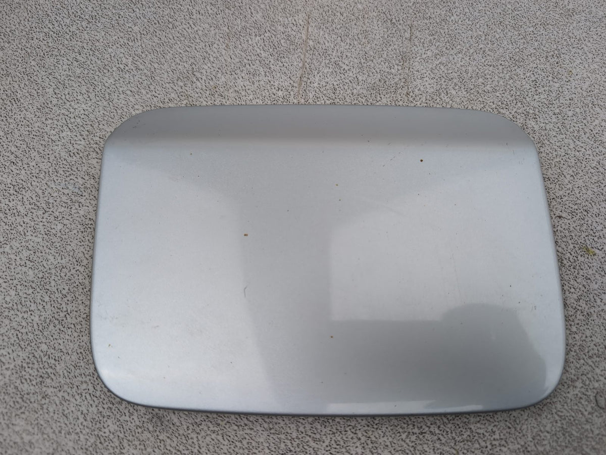 Fuel Filler Flap 4